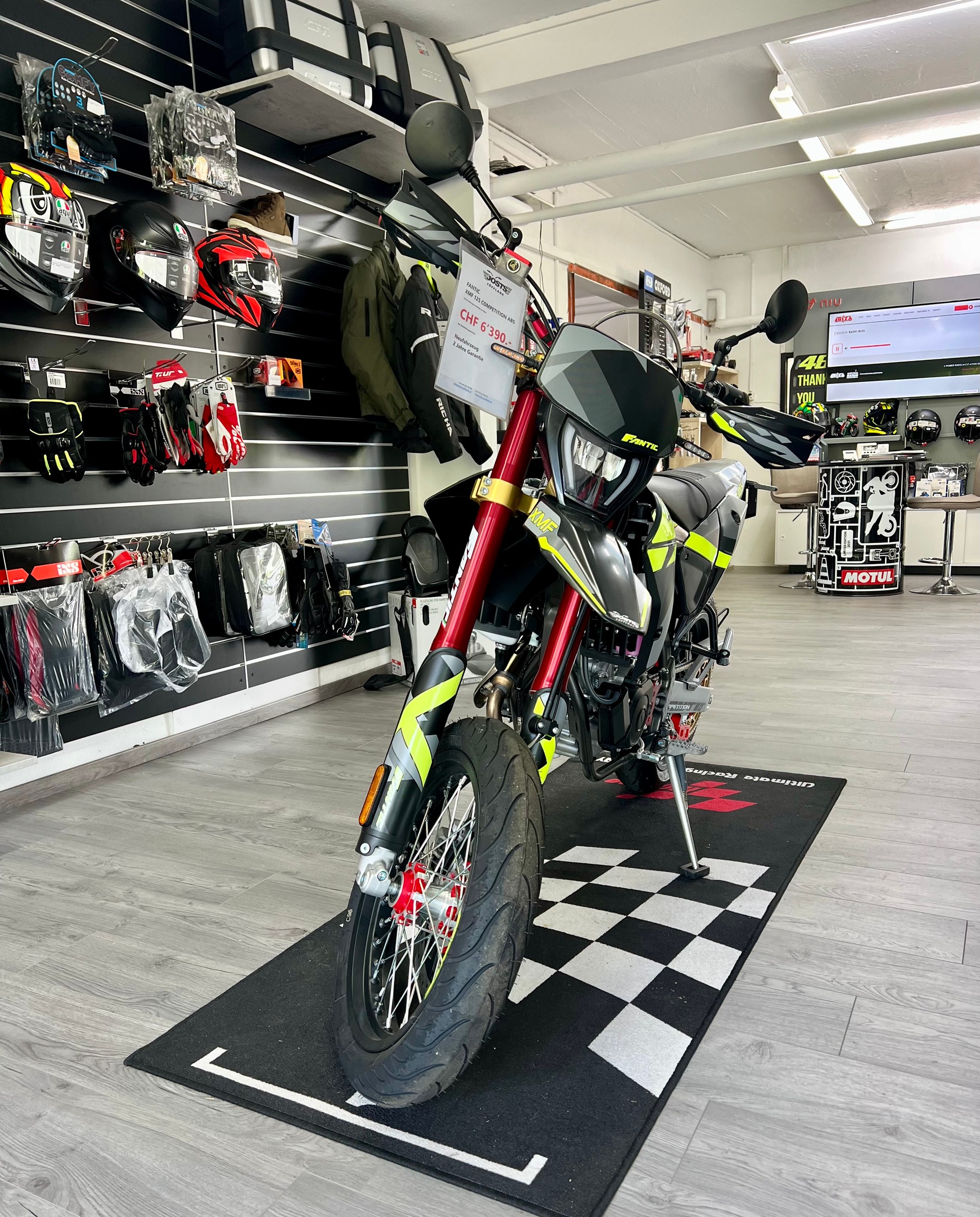 FANTIC XMF 125 Motard Competition MY25 - GRATIS LIEFERUNG"-showroom-element-2