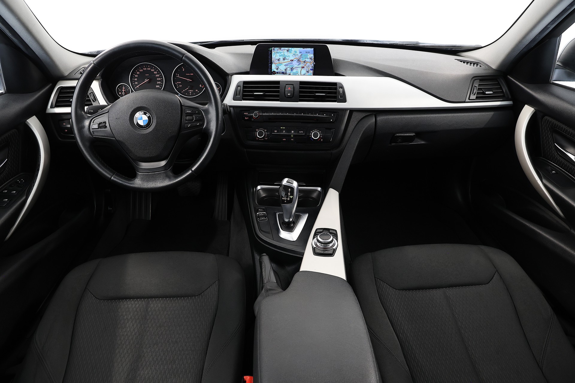 BMW 318d Touring Steptronic-image-9