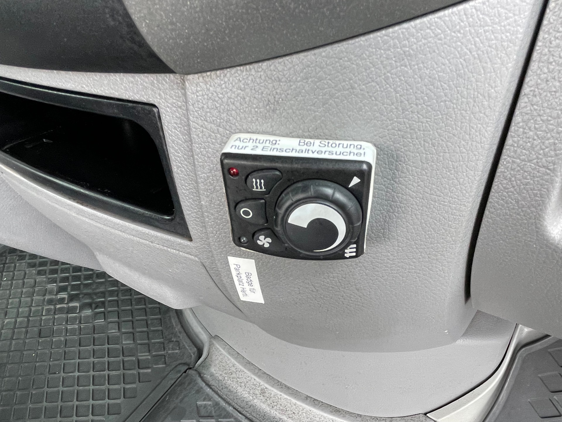 MERCEDES-BENZ Sprinter 213 CDI Standard Automat-image-9