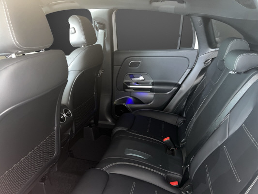 MERCEDES-BENZ GLA AMG 35 4Matic 8G-DCT-image-6