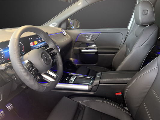 MERCEDES-BENZ GLA AMG 35 4Matic 8G-DCT-image-5