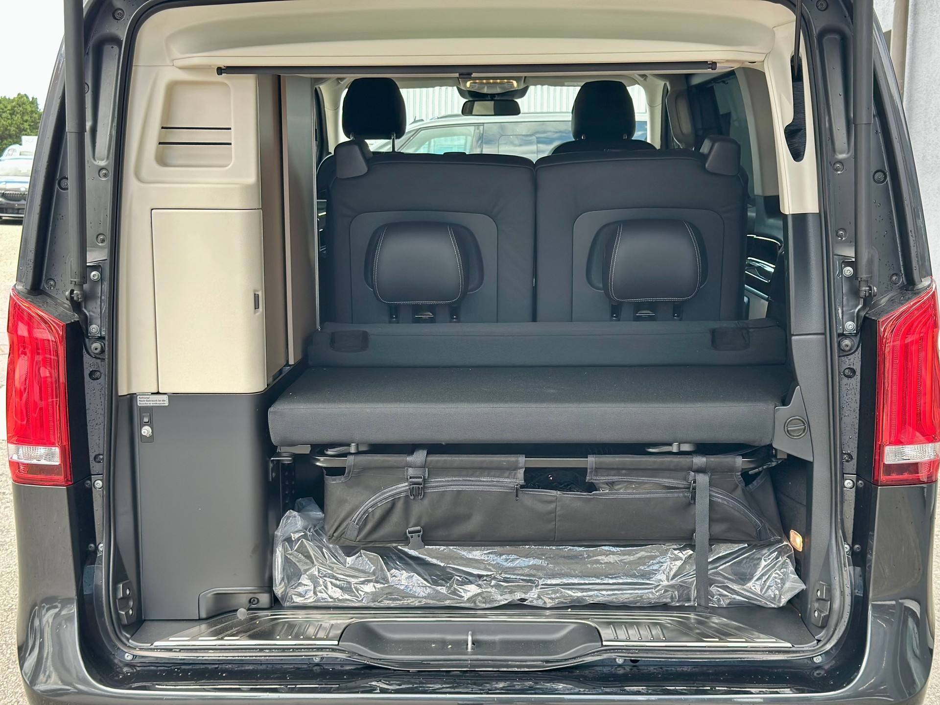 MERCEDES-BENZ Marco Polo 300 d 4M Automat-image-9