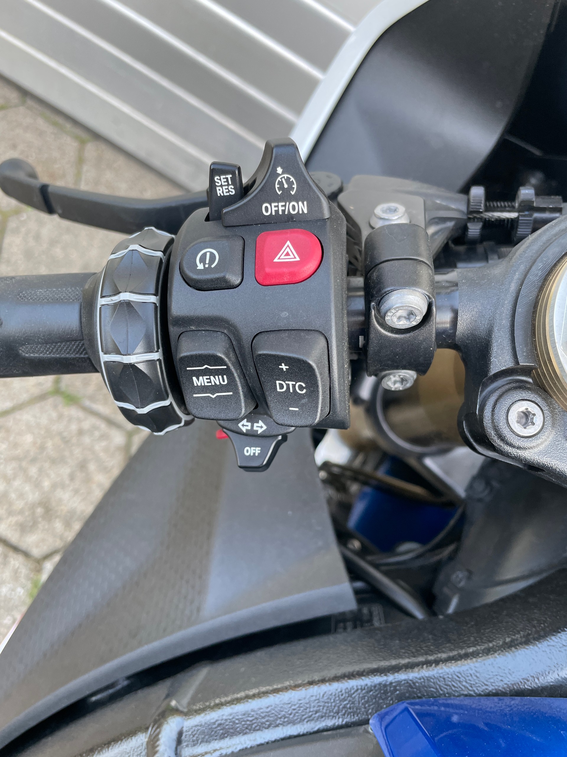 BMW S 1000 RR-image-7