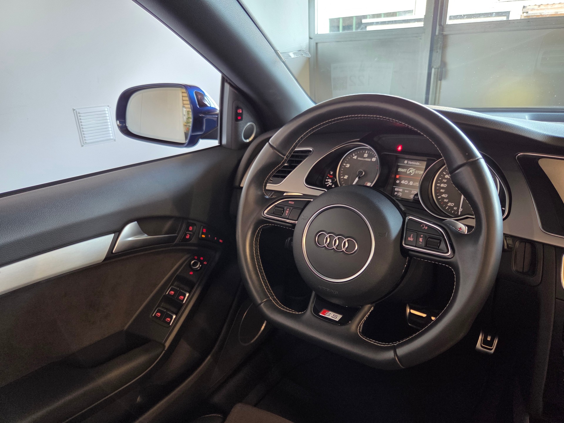 AUDI S5 Cabriolet 3.0 V6 TFSI quattro S-Tronic-image-19