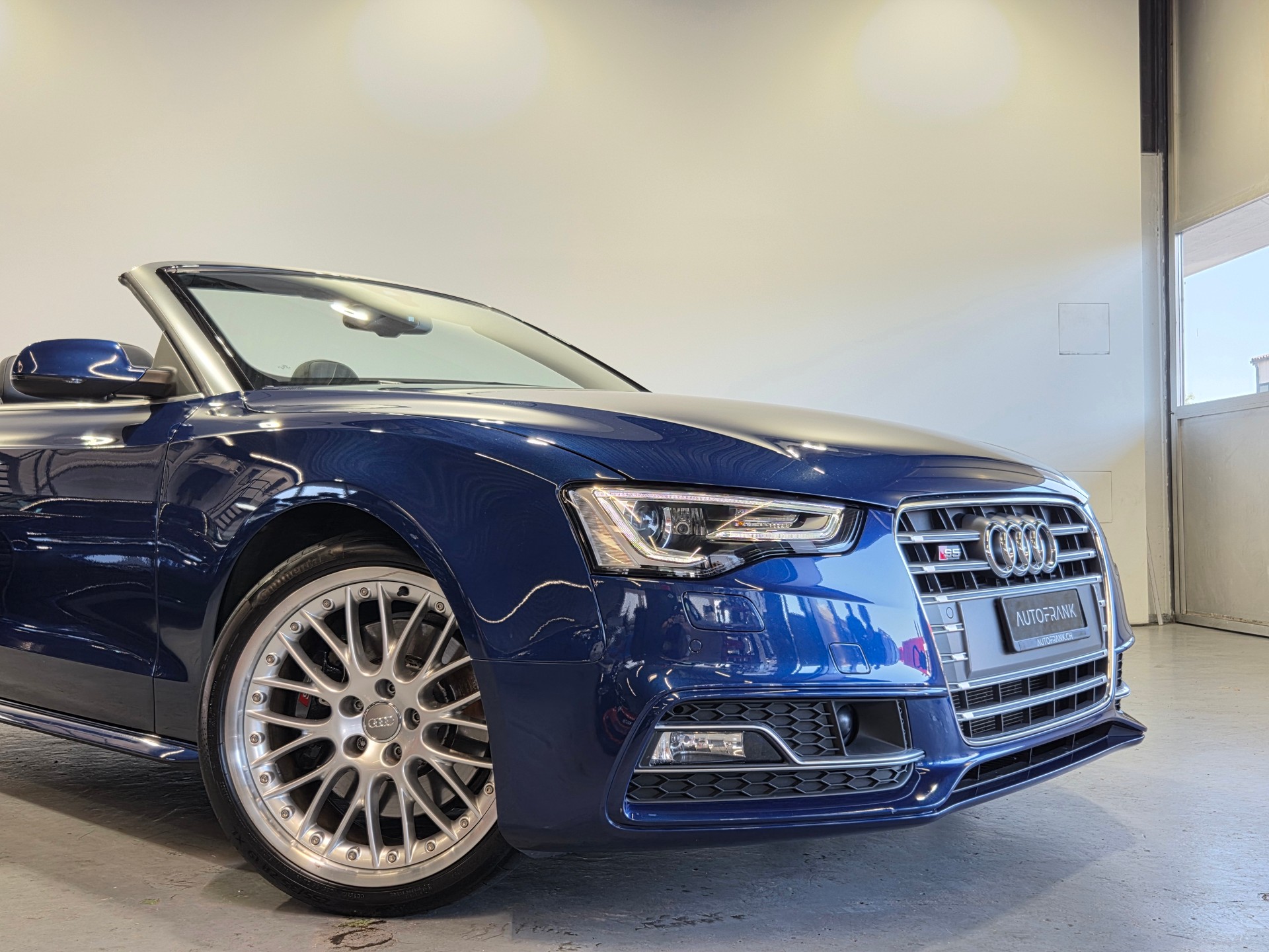 AUDI S5 Cabriolet 3.0 V6 TFSI quattro S-Tronic-showroom-element-1