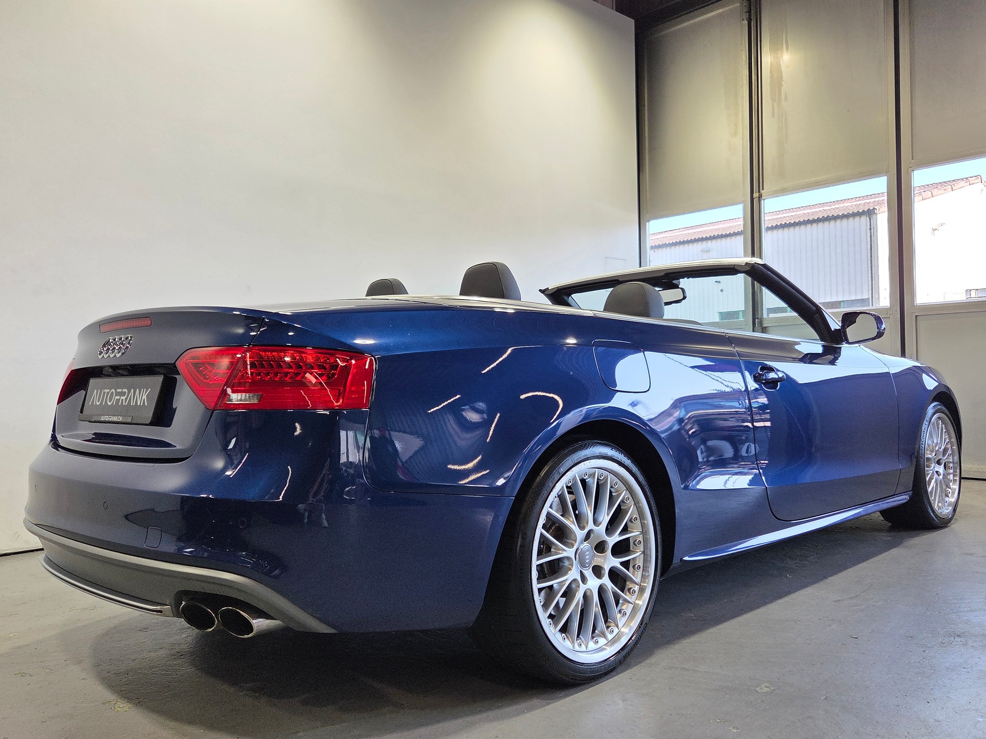 AUDI S5 Cabriolet 3.0 V6 TFSI quattro S-Tronic-image-5