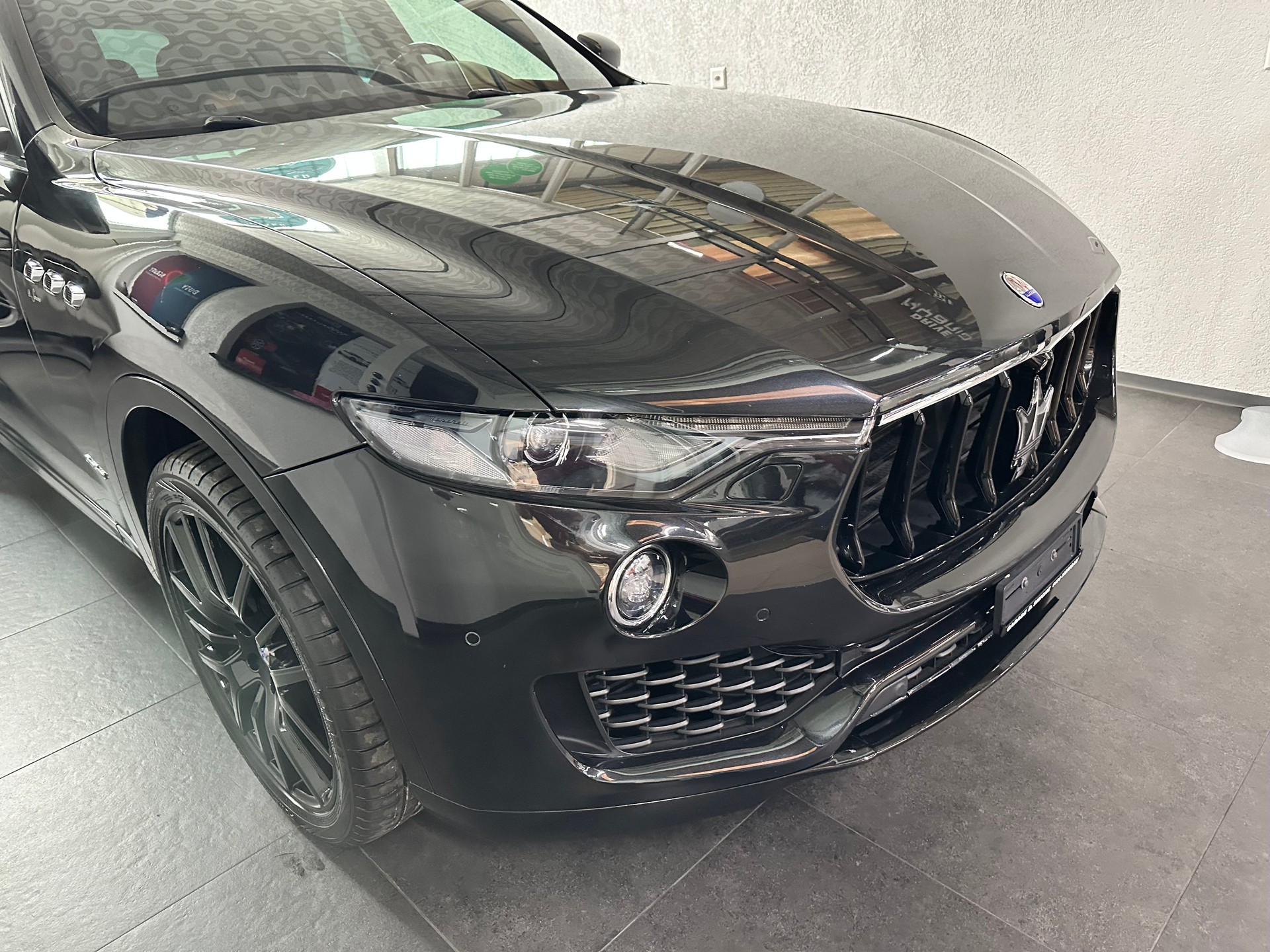 MASERATI Levante D 3.0 V6 GranSport Automatica-image-3