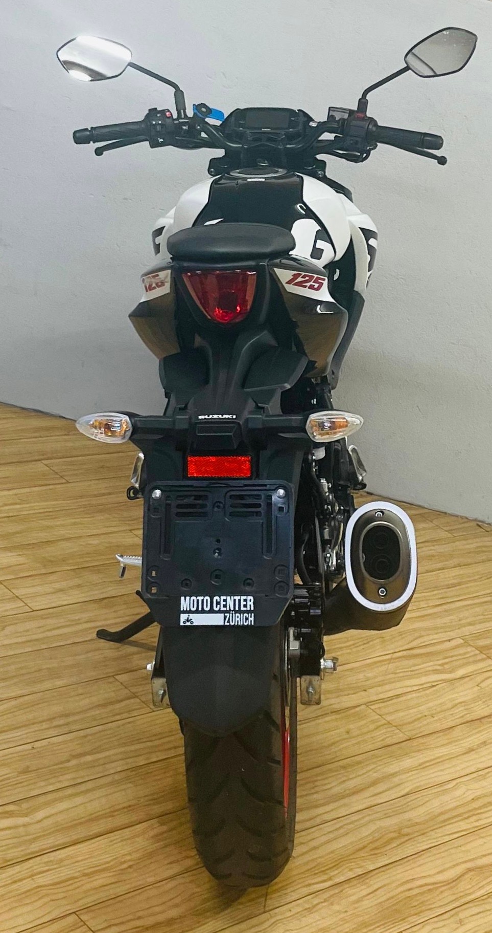 SUZUKI GSX-S 125-showroom-element-3