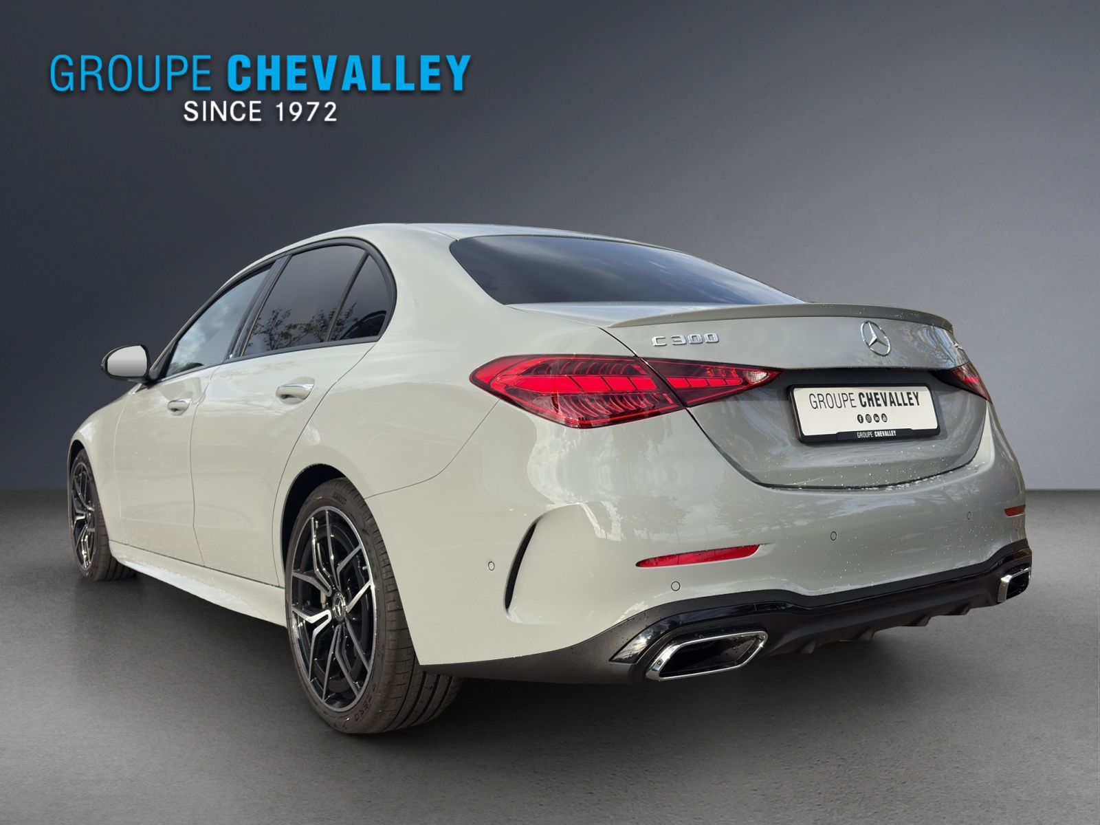 MERCEDES-BENZ C 300 4 Matic-image-3