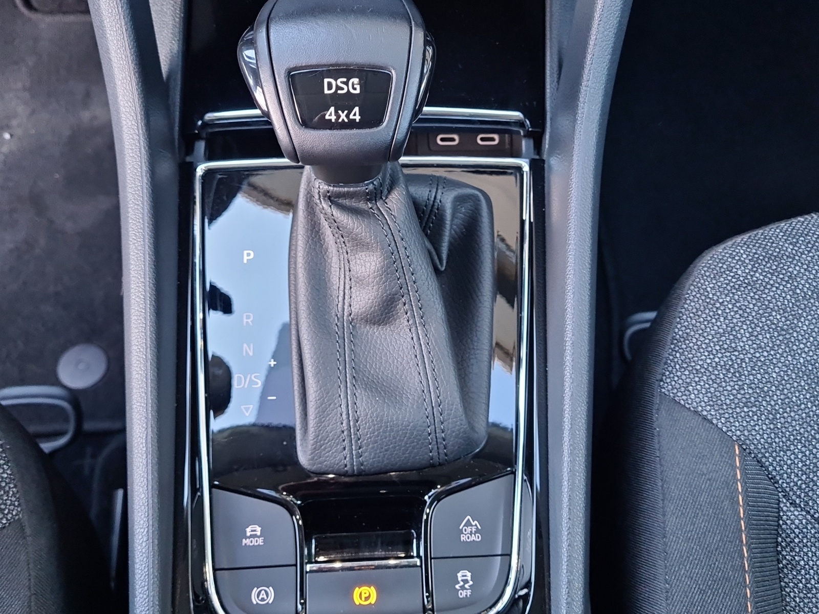 SKODA Kodiaq 2.0 TSI 4x4 Clever-image-13
