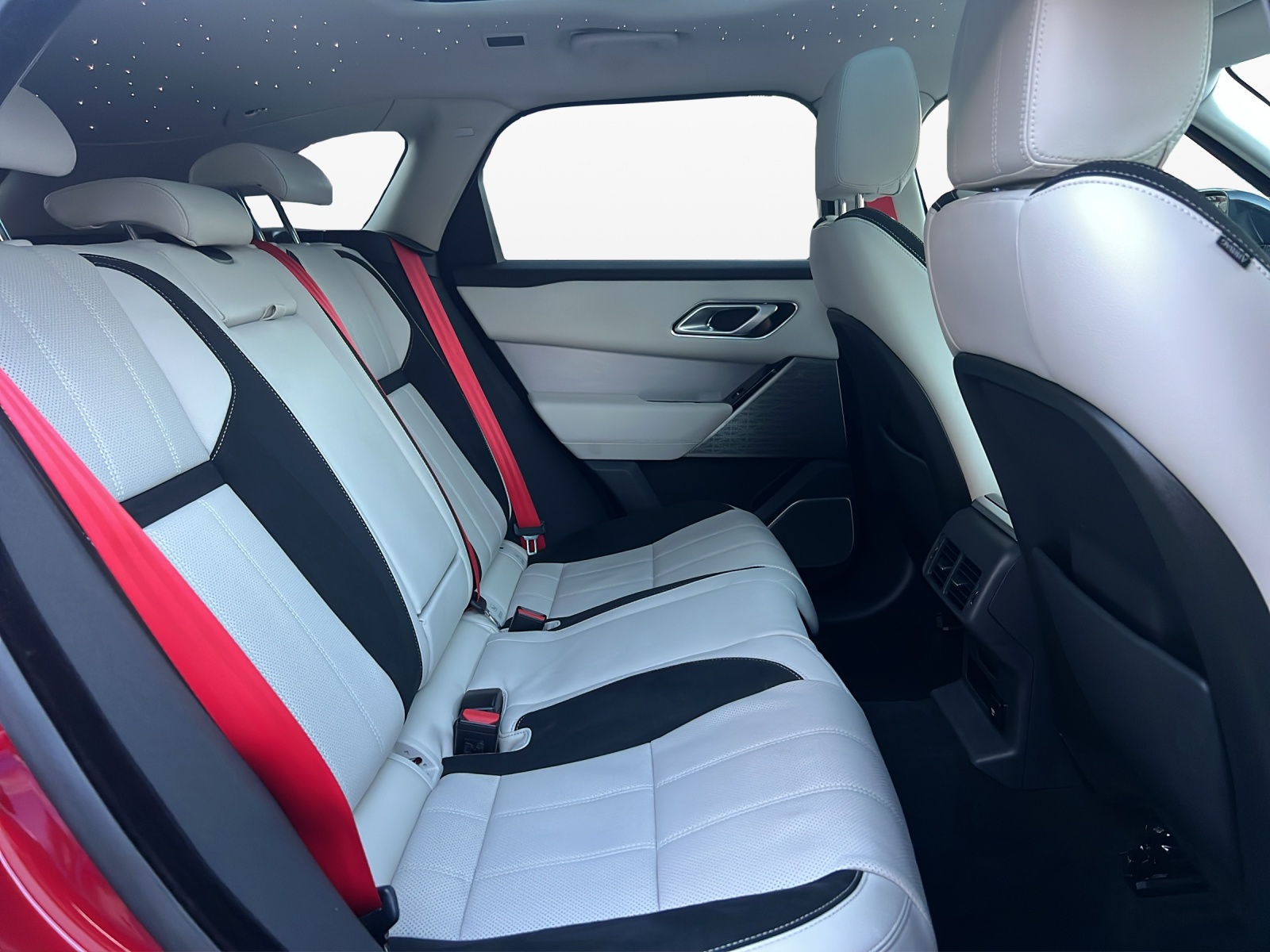 LAND ROVER Range Rover Velar R-Dynamic D 240 SE Automatic-image-18