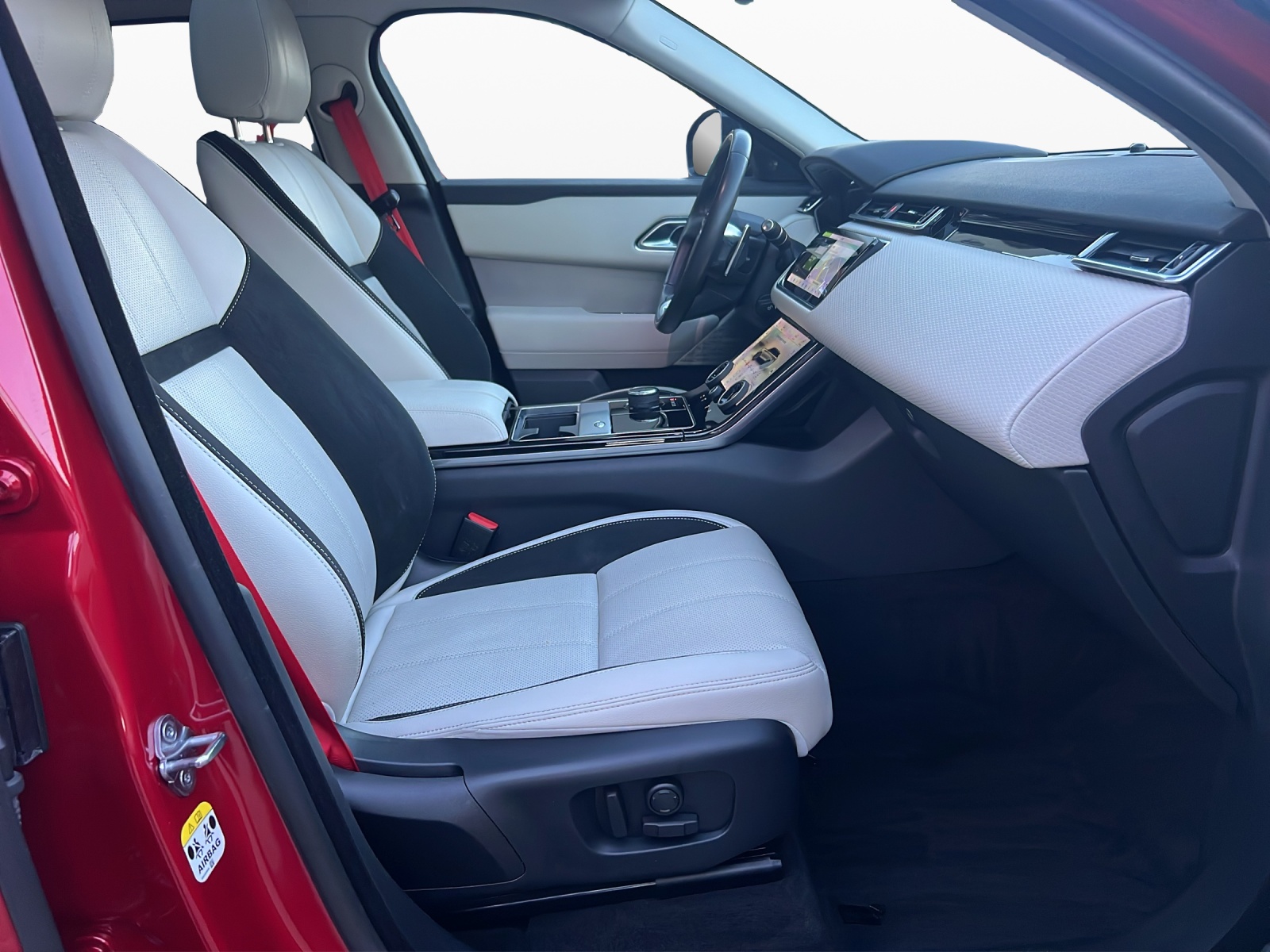 LAND ROVER Range Rover Velar R-Dynamic D 240 SE Automatic-image-14