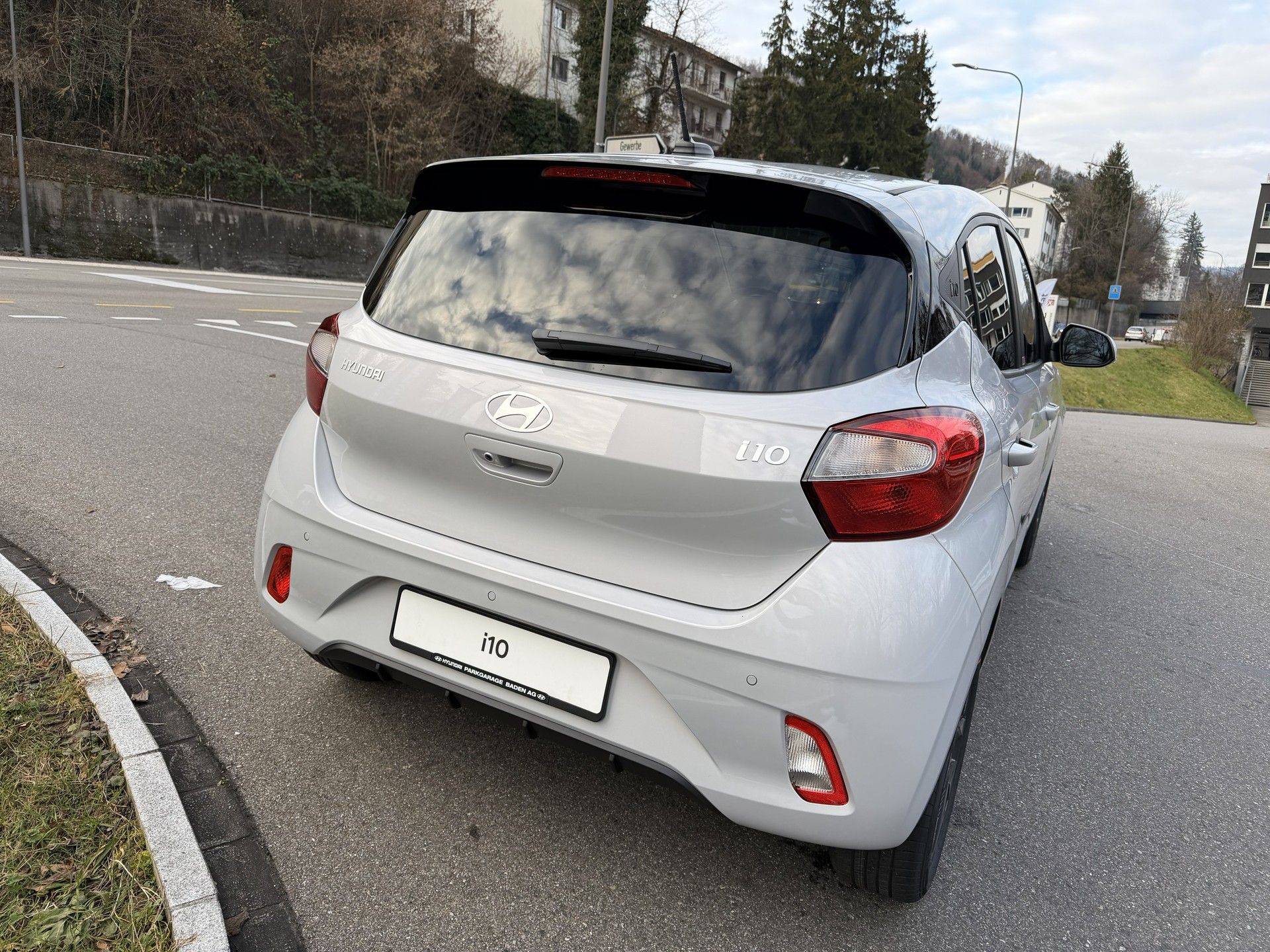 HYUNDAI i10 1.2 Amplia Aut.-showroom-element-2