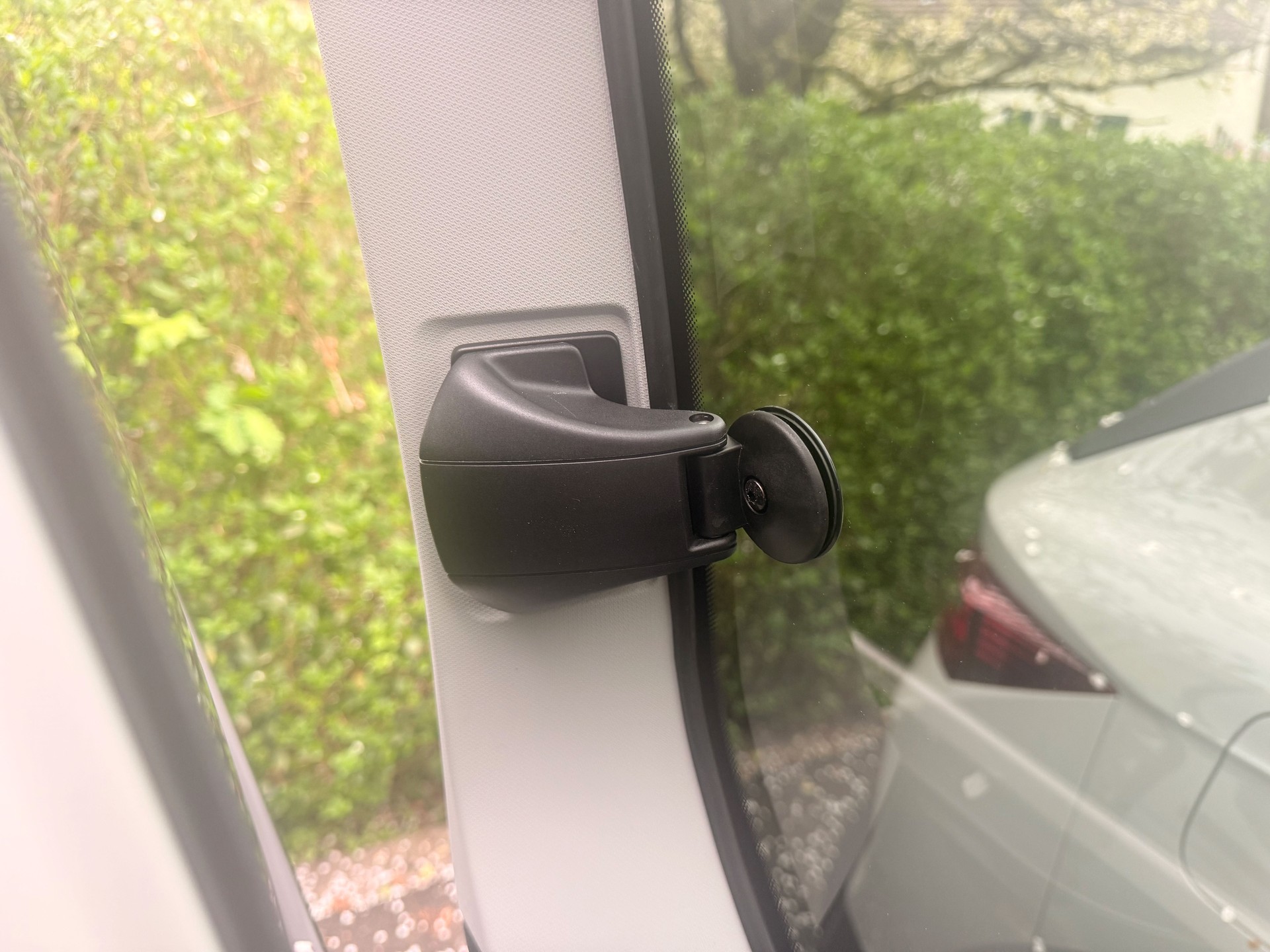 VW Caddy 1.5 TSI Plug in Hybrid Edition DSG-image-23