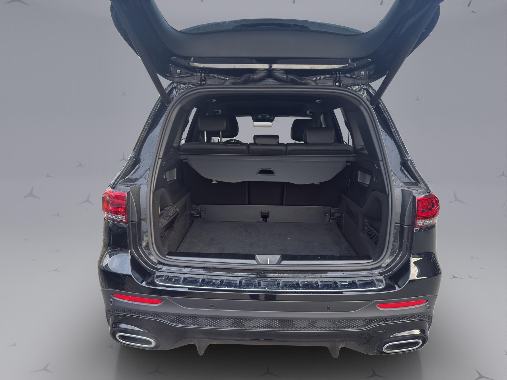 MERCEDES-BENZ GLB 250 AMG Line 4matic-image-17