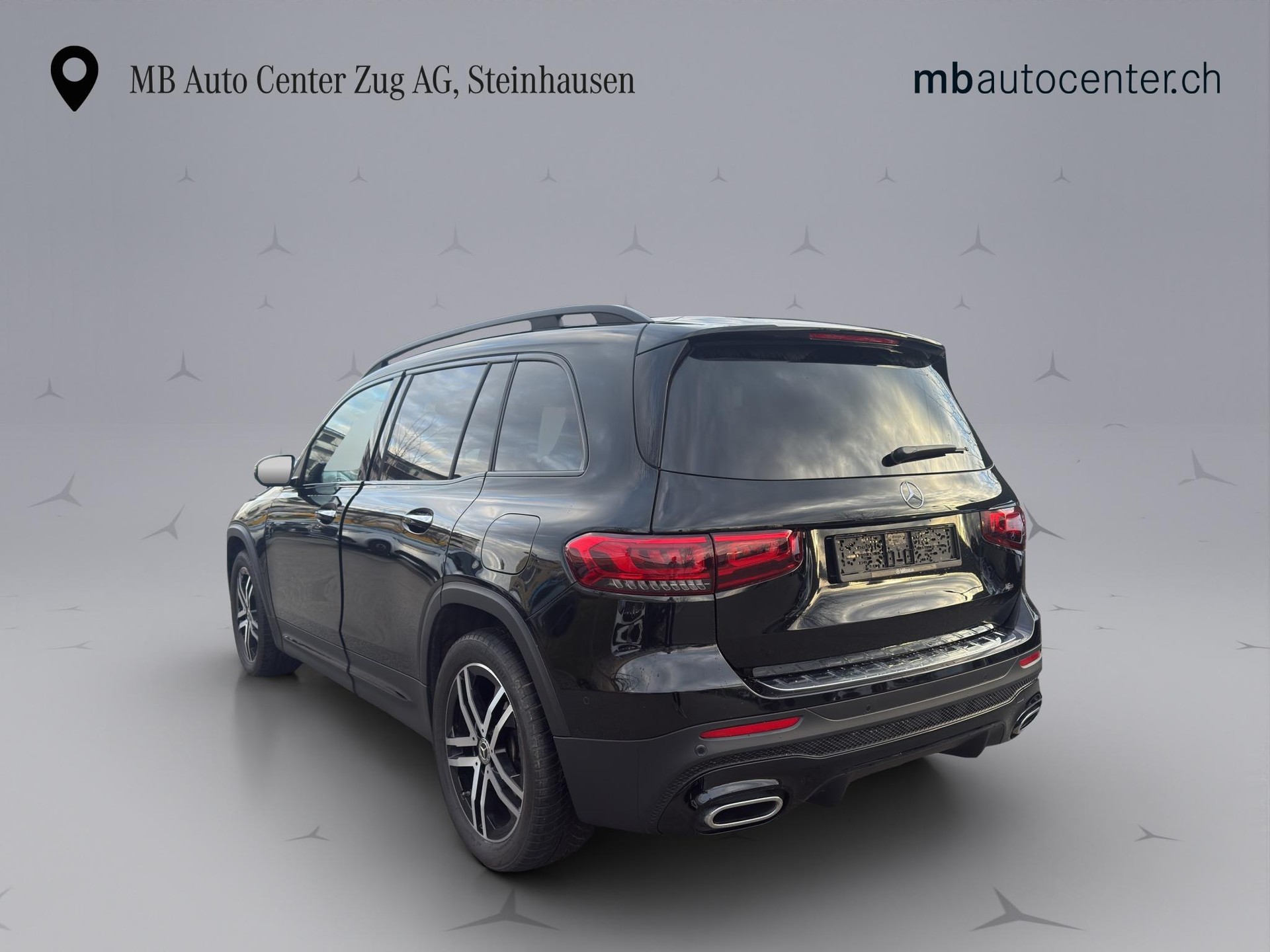 MERCEDES-BENZ GLB 250 AMG Line 4matic-image-2
