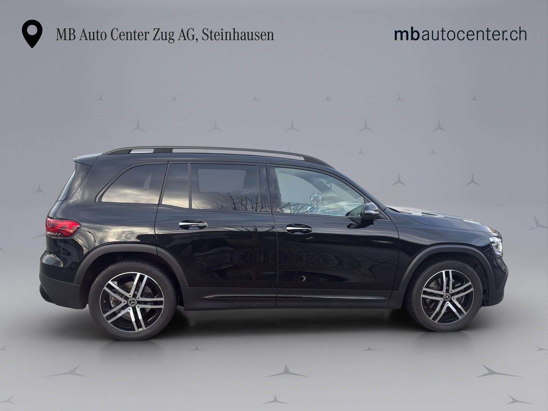 MERCEDES-BENZ GLB 250 AMG Line 4matic-image-5