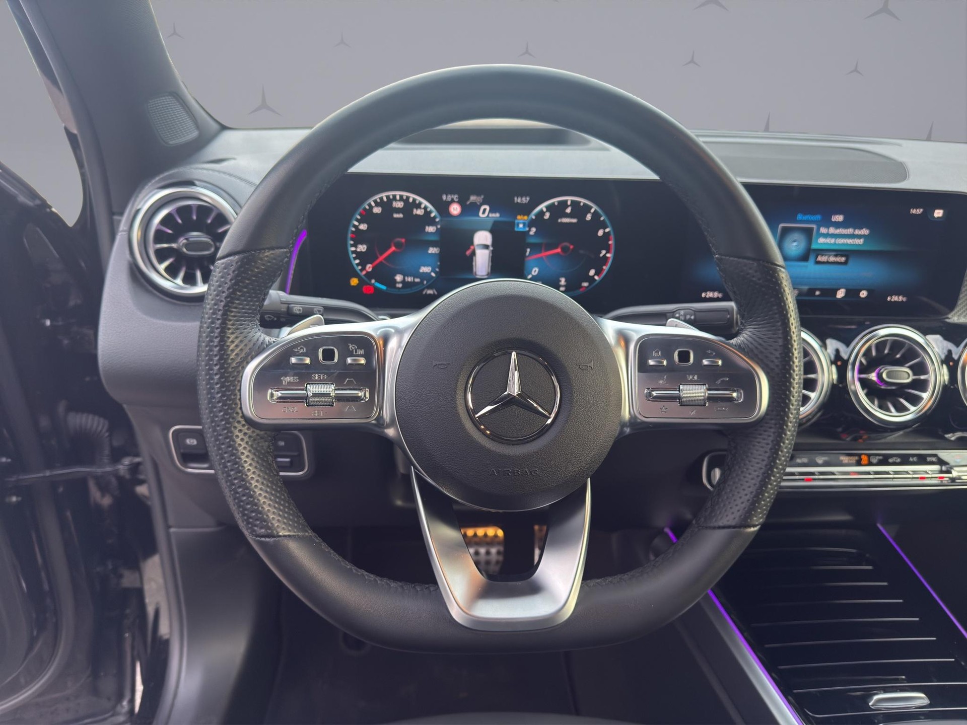 MERCEDES-BENZ GLB 250 AMG Line 4matic-image-10