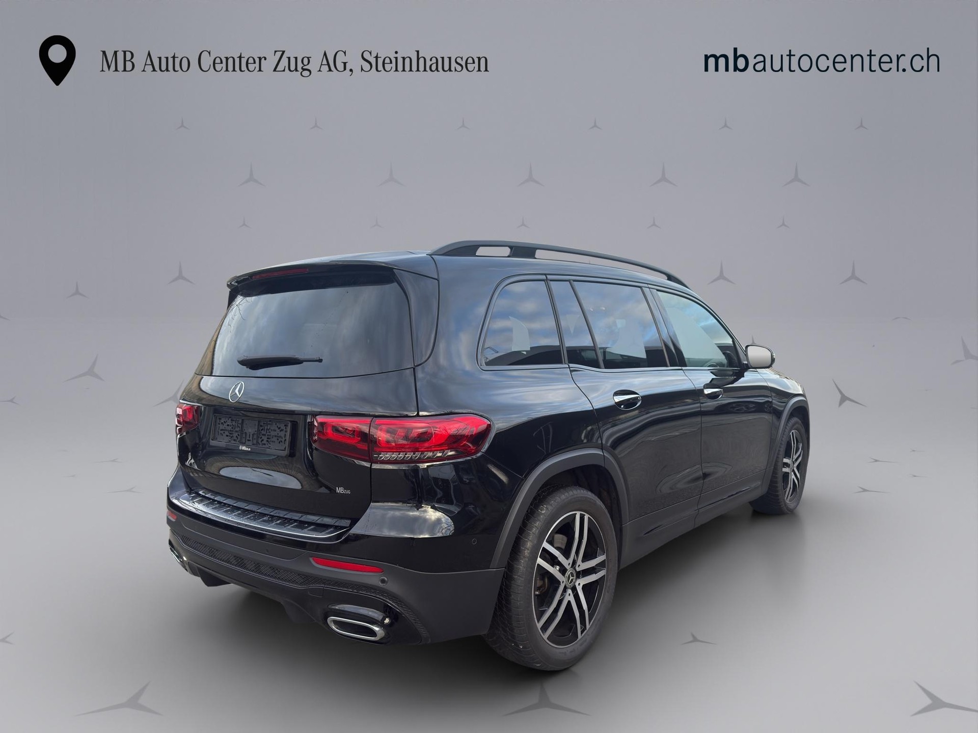 MERCEDES-BENZ GLB 250 AMG Line 4matic-image-4