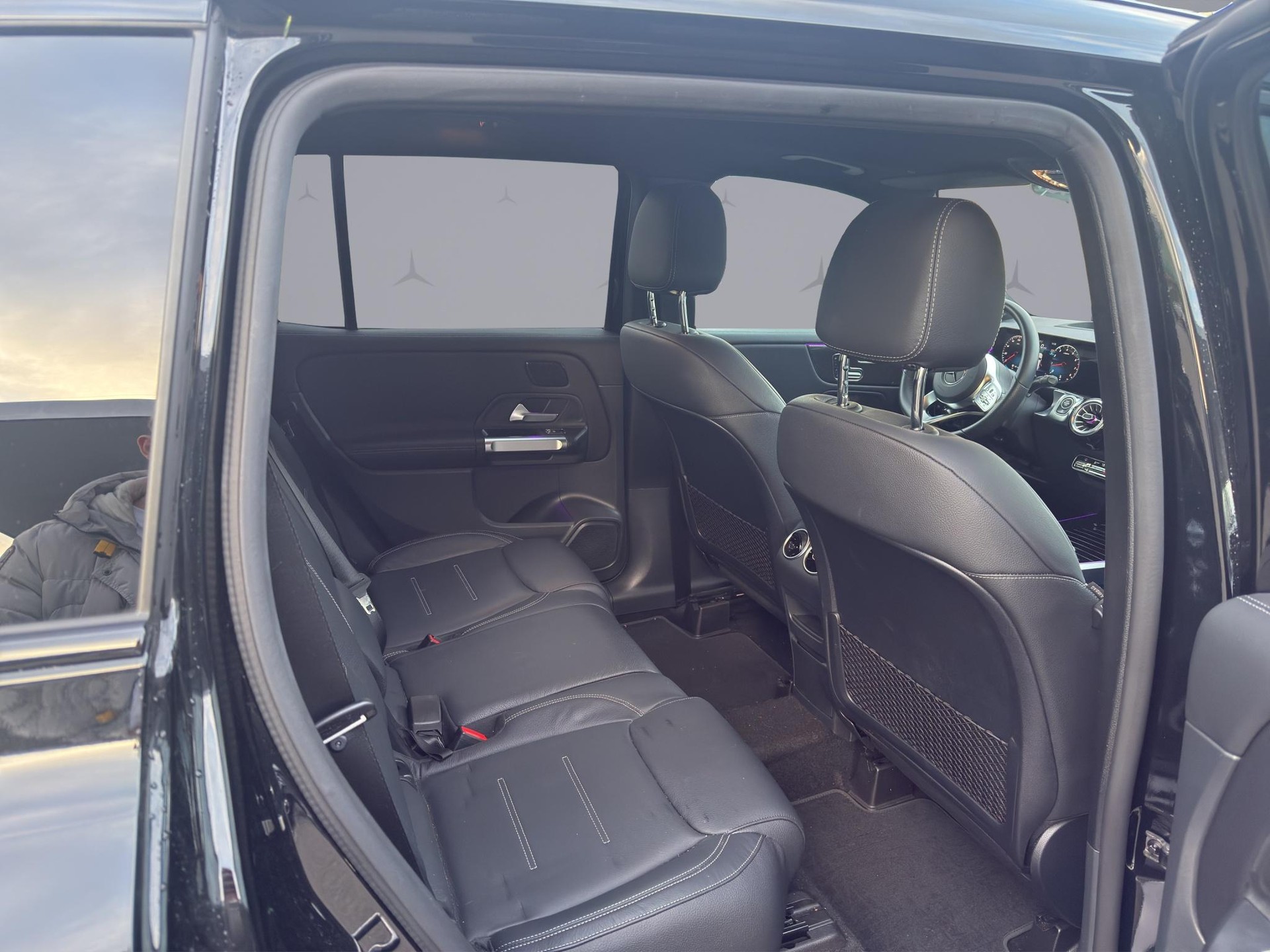 MERCEDES-BENZ GLB 250 AMG Line 4matic-image-16