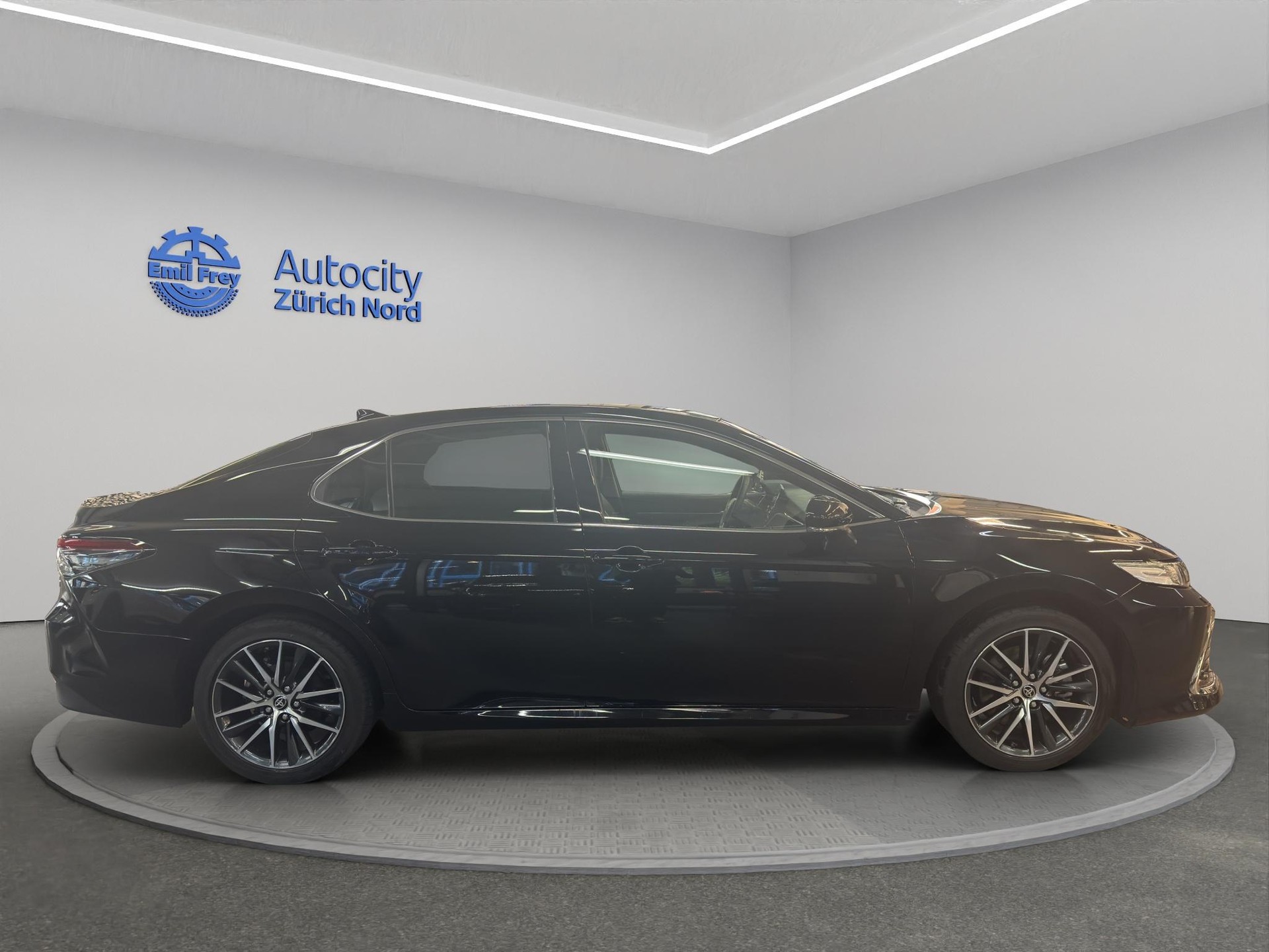 TOYOTA Camry 2.5 HSD Premium-image-5