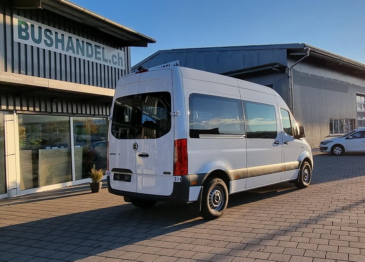 MERCEDES-BENZ 312 eSprinter Elektro Schulbus-image-2