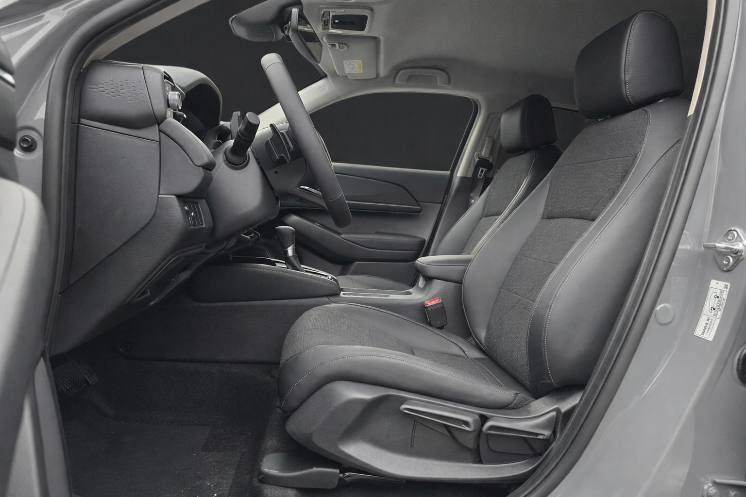 HONDA HR-V 1.5i-MMD Advance CVT-image-5