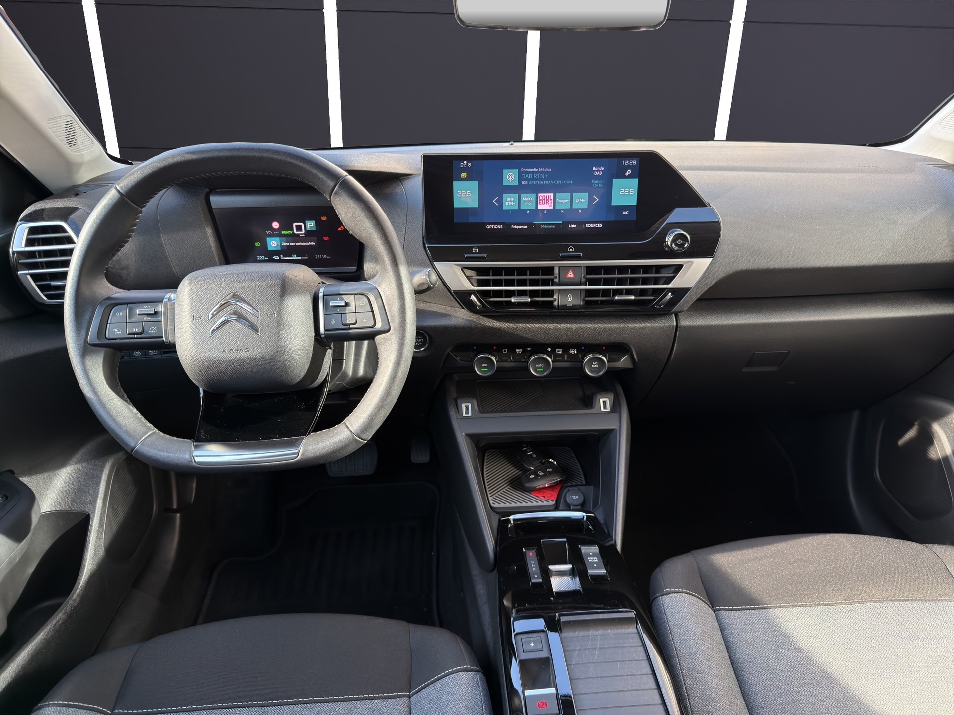 CITROEN C4 e Swiss Edition-image-7