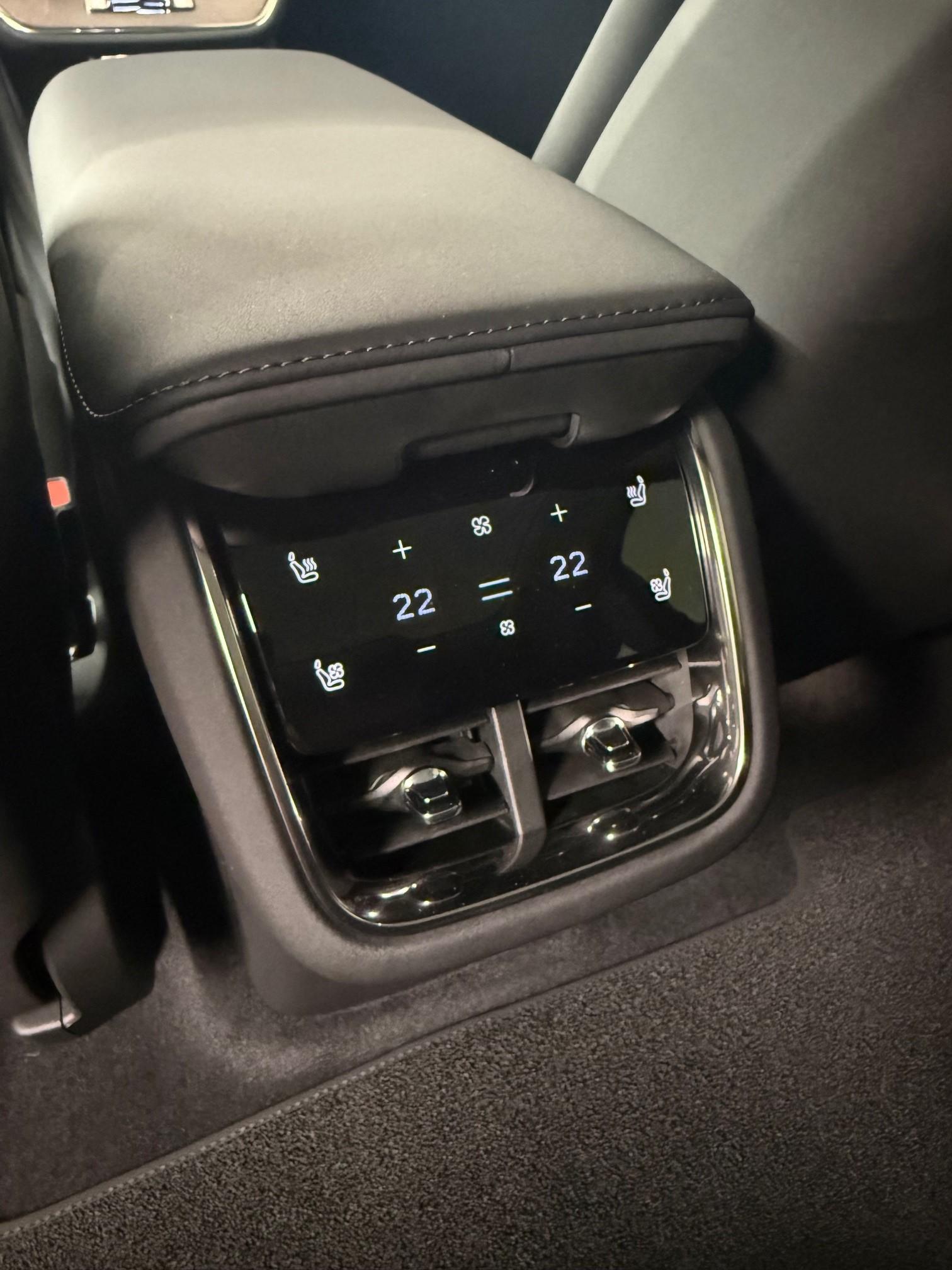 VOLVO ES90 Plus-image-15