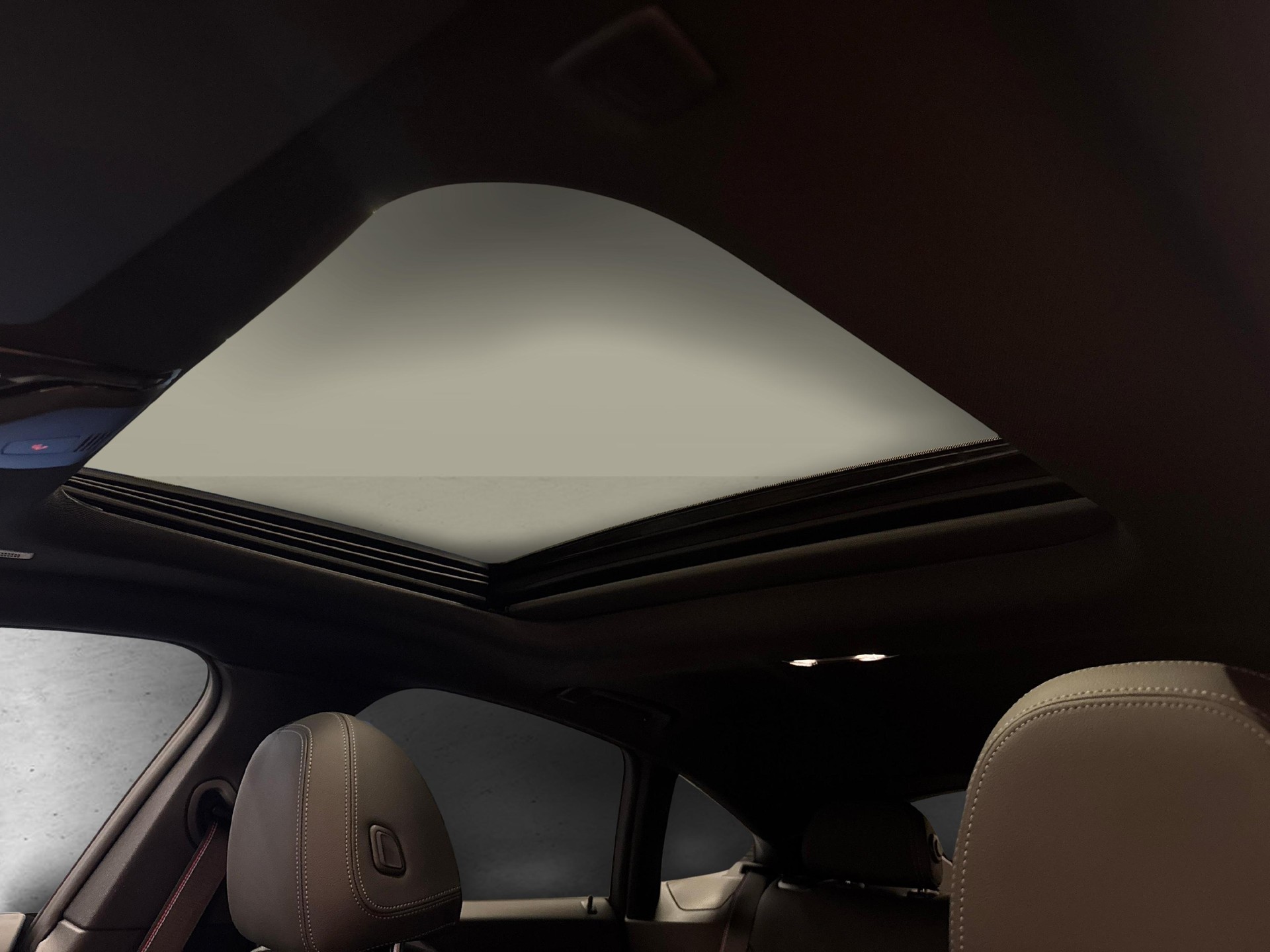 BMW i4 M60-image-17