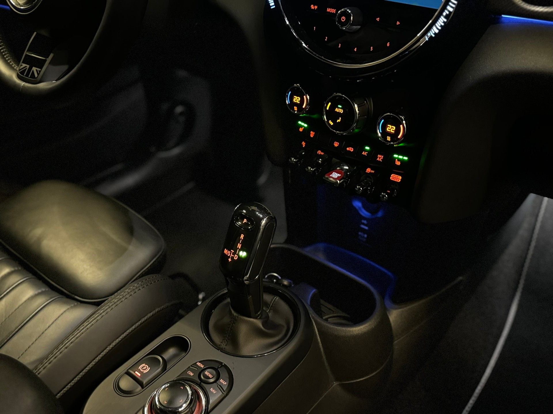 MINI Cooper S Trafalgar Edition Steptronic DKG-image-14