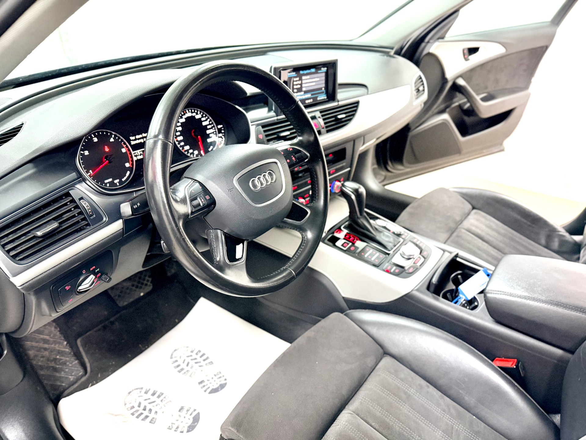 AUDI A6 Avant 3.0 TDI V6 quattro S-tronic-image-6