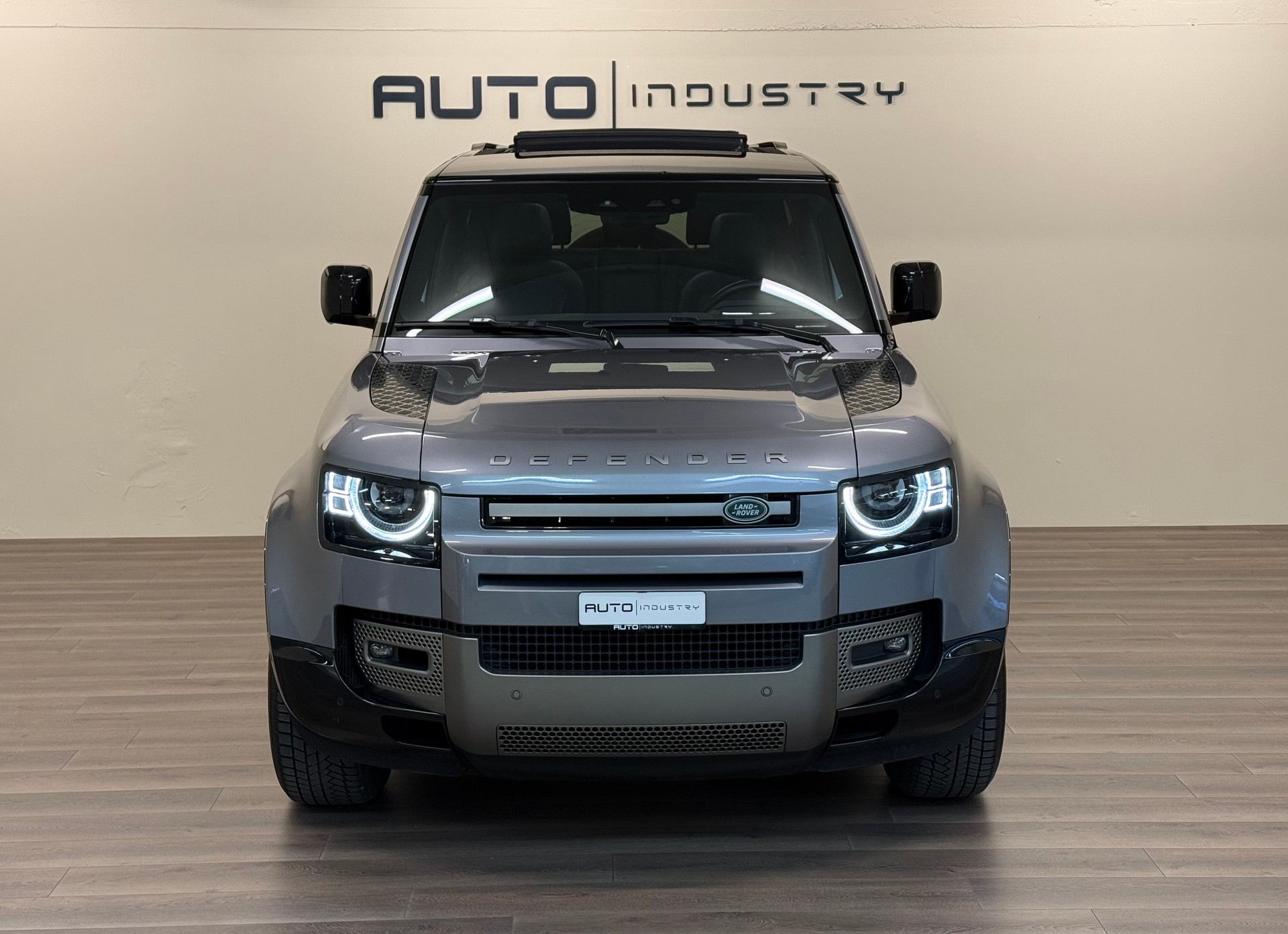 LAND ROVER Defender 90 P300 Si4 X-Dynamic SE AT8-image-7