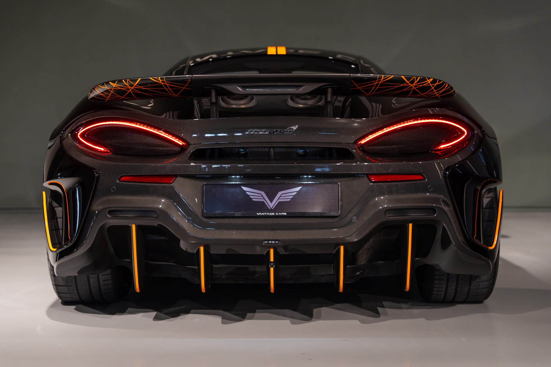 McLAREN 600LT-image-13