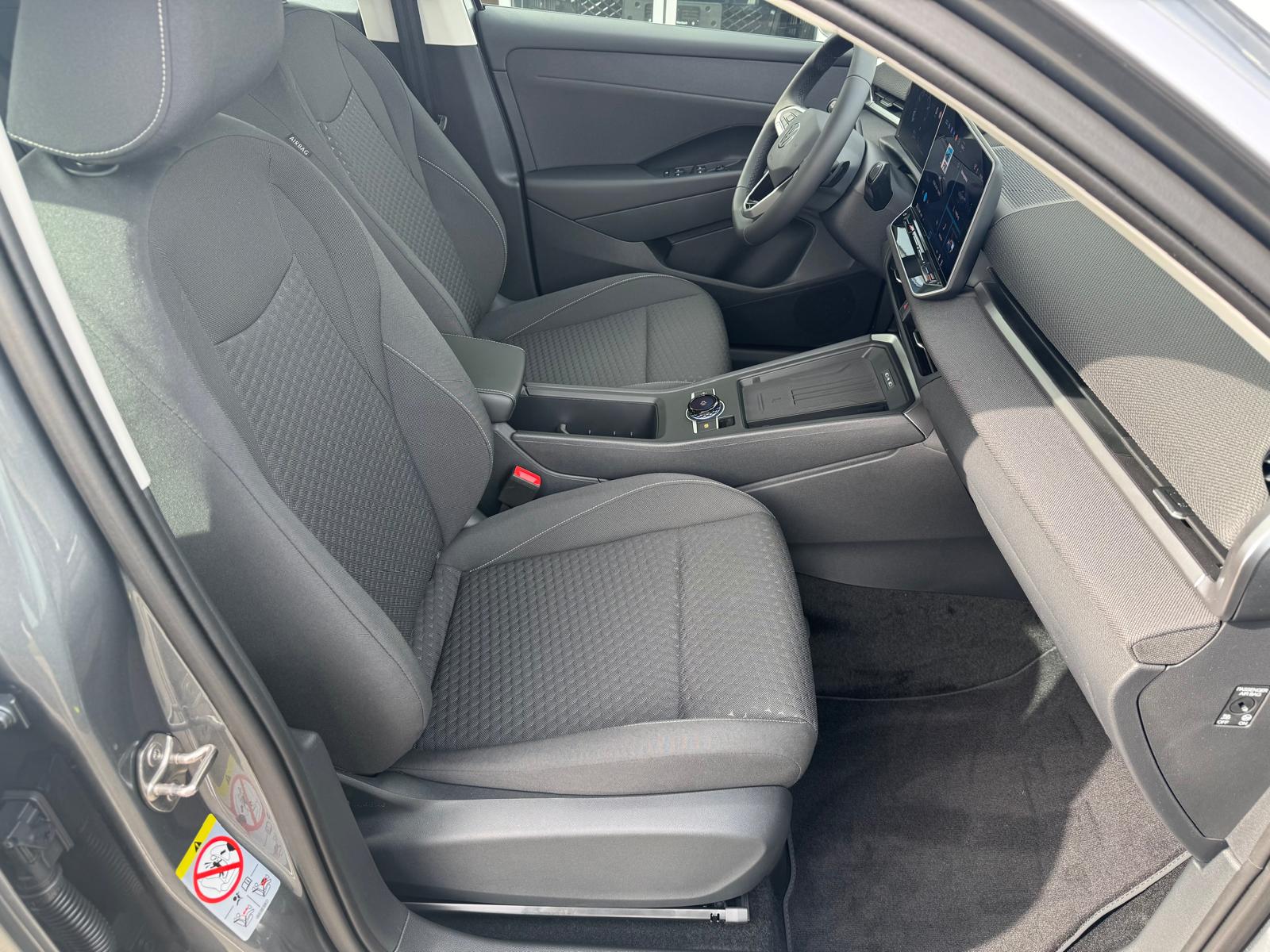 VW T-Roc 1.5 eTSI mHEV Trend DSG-image-2
