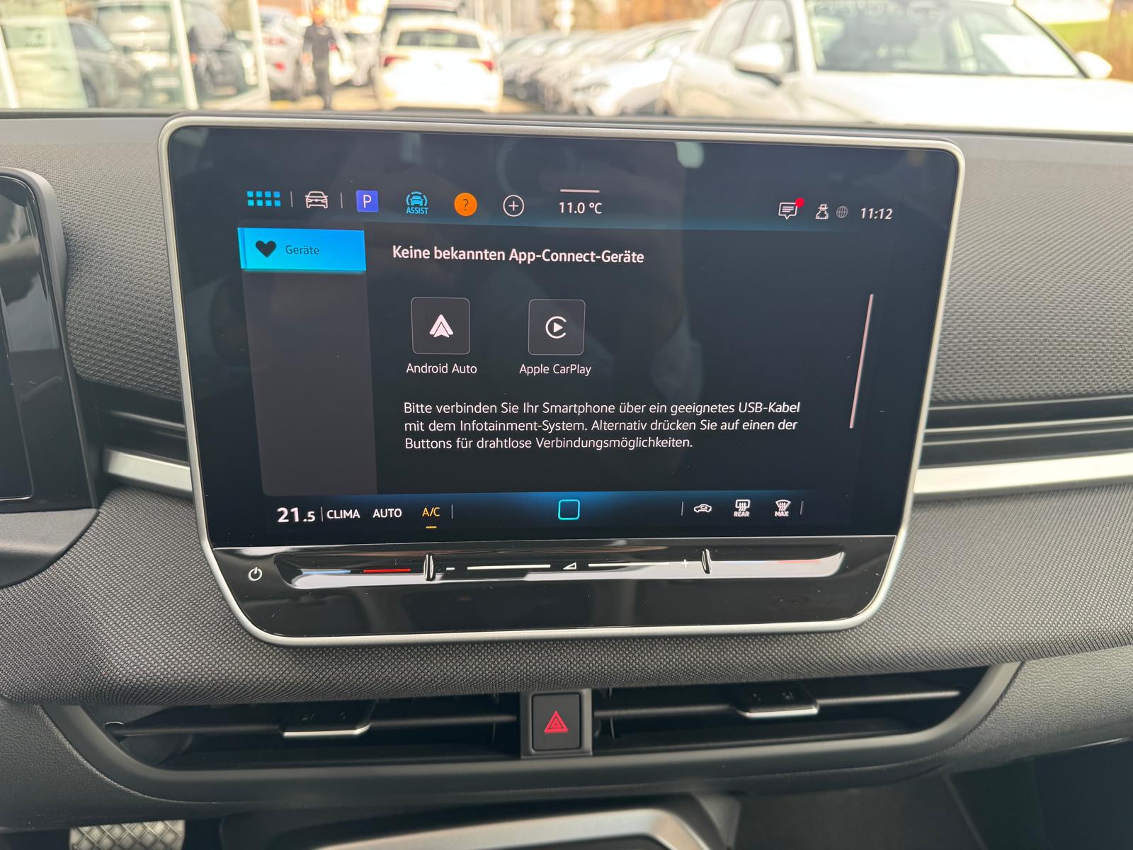 VW T-Roc 1.5 eTSI mHEV Trend DSG-image-11