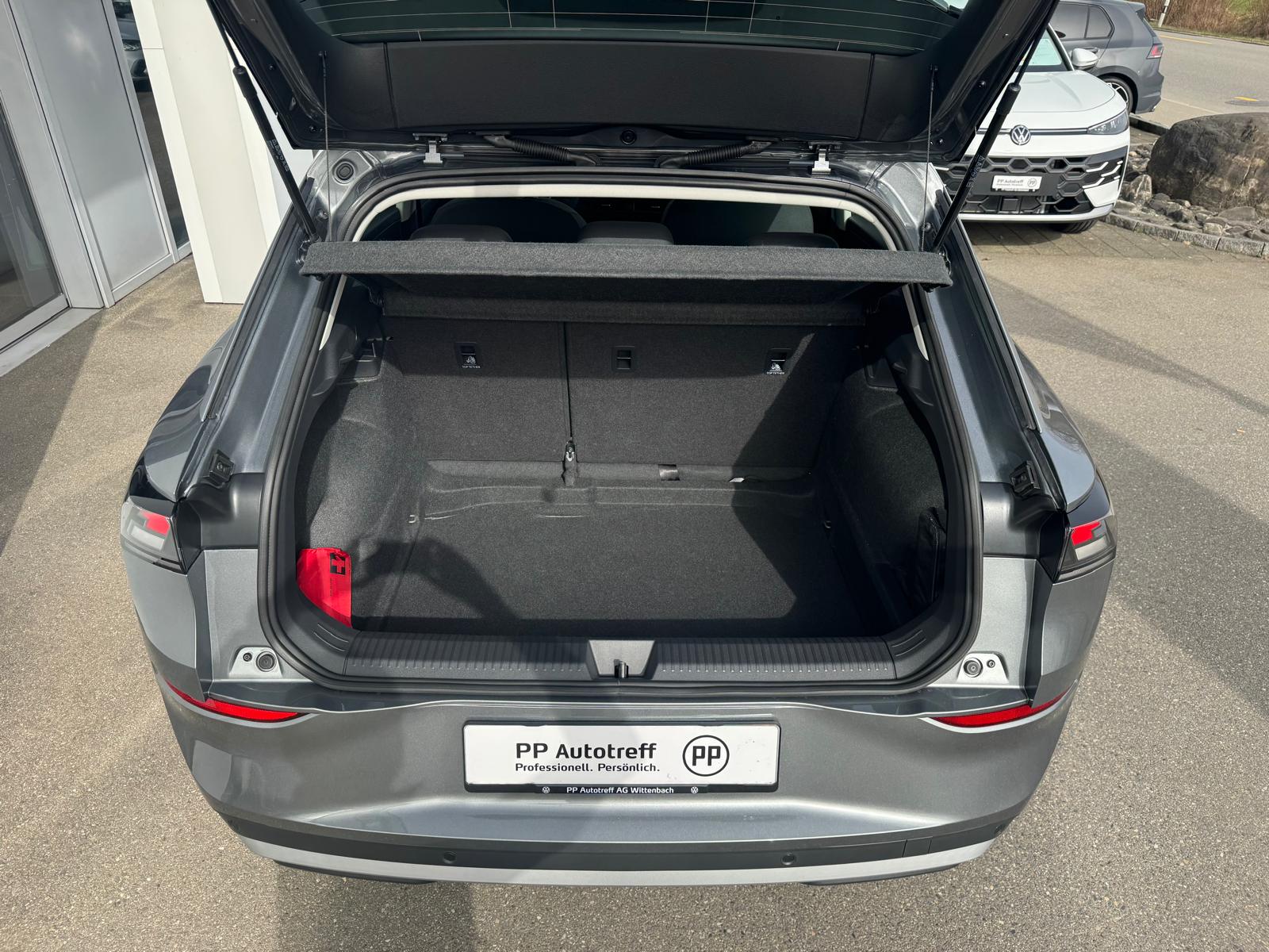 VW T-Roc 1.5 eTSI mHEV Trend DSG-image-4