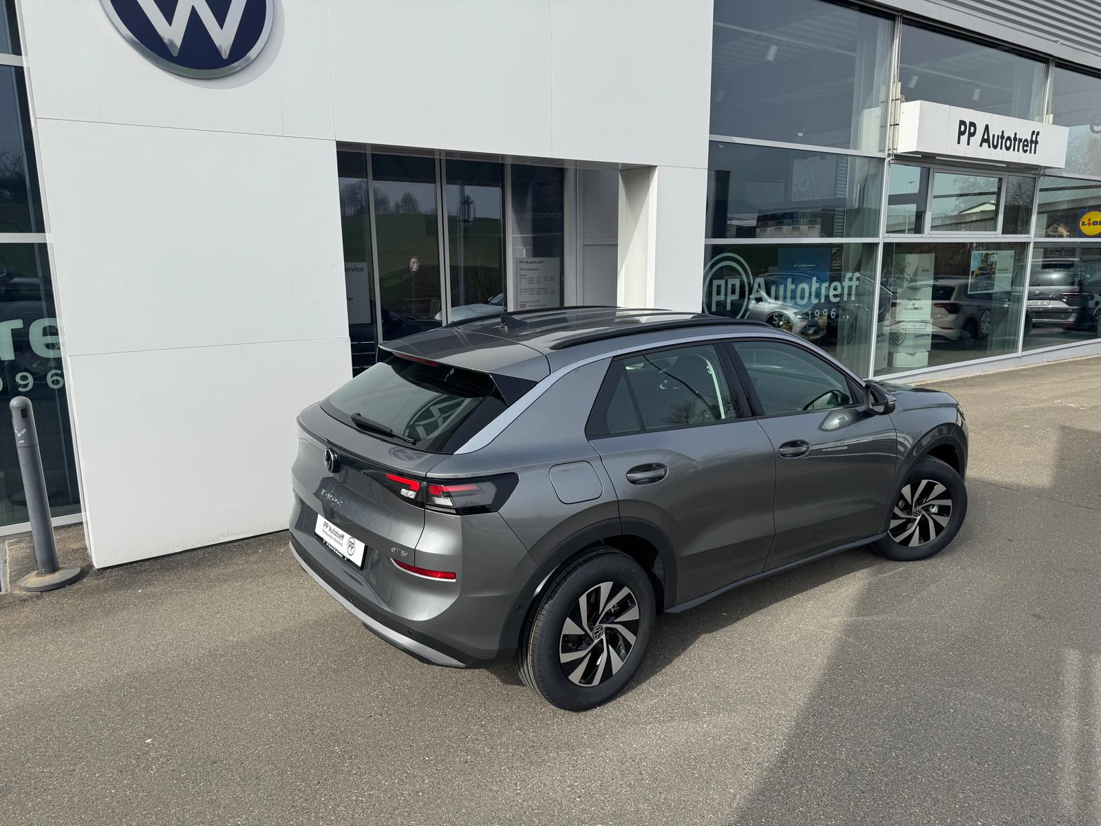 VW T-Roc 1.5 eTSI mHEV Trend DSG-image-3