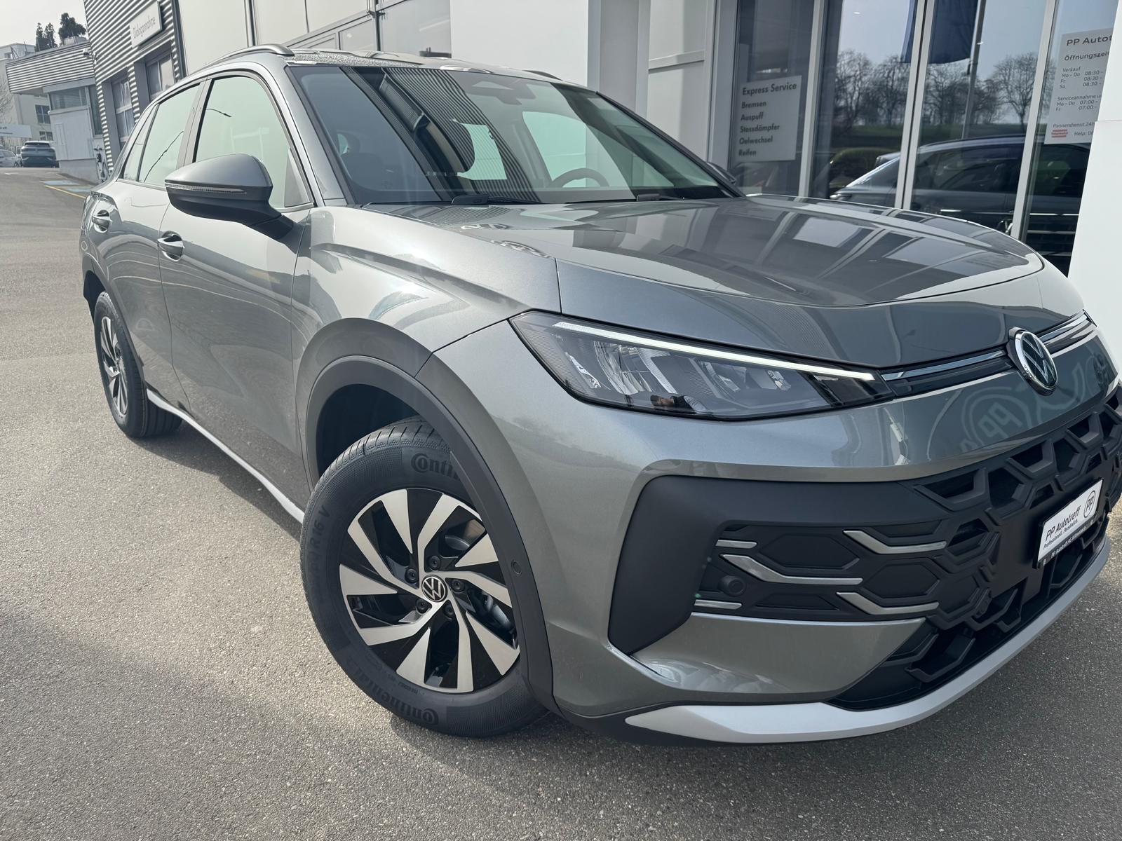 VW T-Roc 1.5 eTSI mHEV Trend DSG-image-1