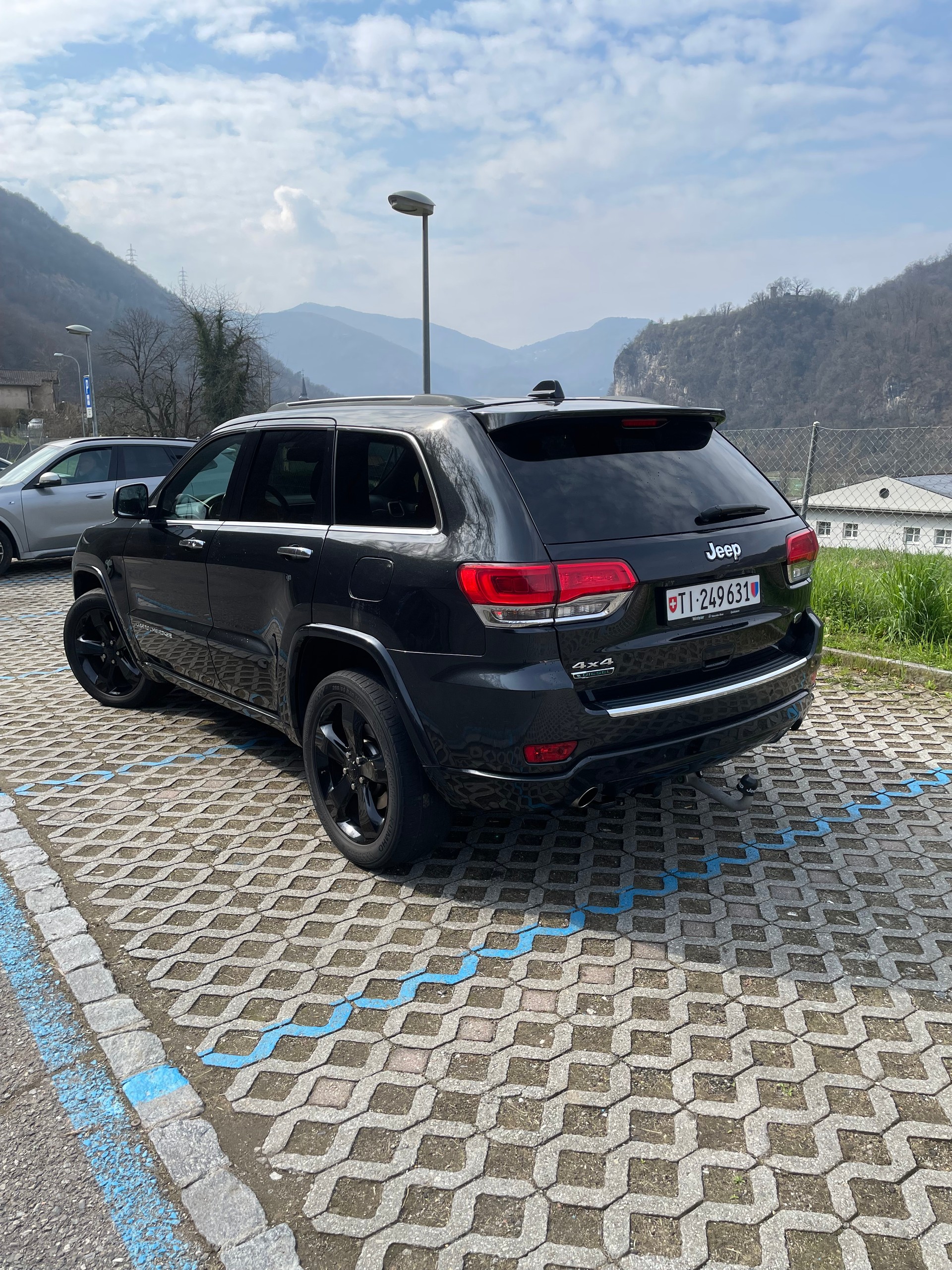 JEEP Grand Cherokee 3.0 CRD Limited Automatic-image-1
