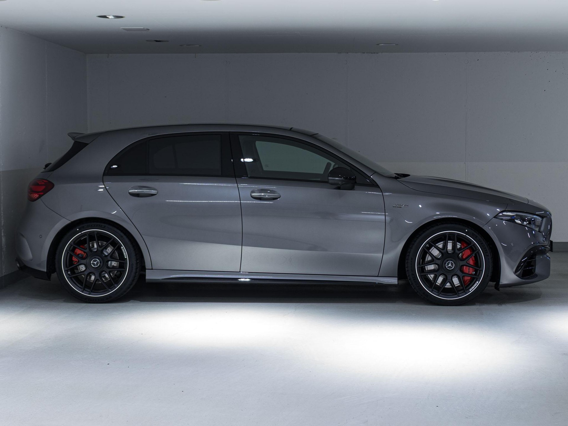 MERCEDES-BENZ A 45 S AMG 4MATIC+-image-1