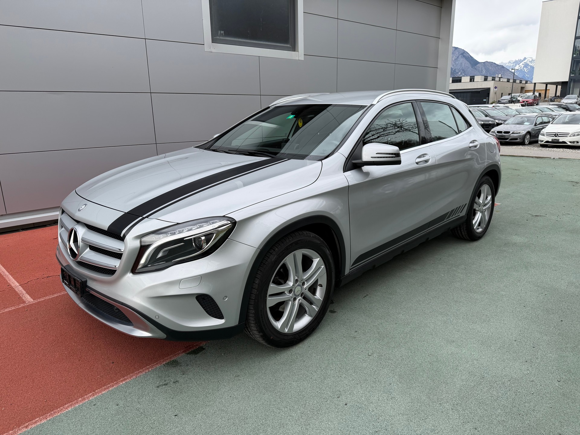 MERCEDES-BENZ GLA 200 CDI Swiss Star Edition 4Matic 7G-DCT