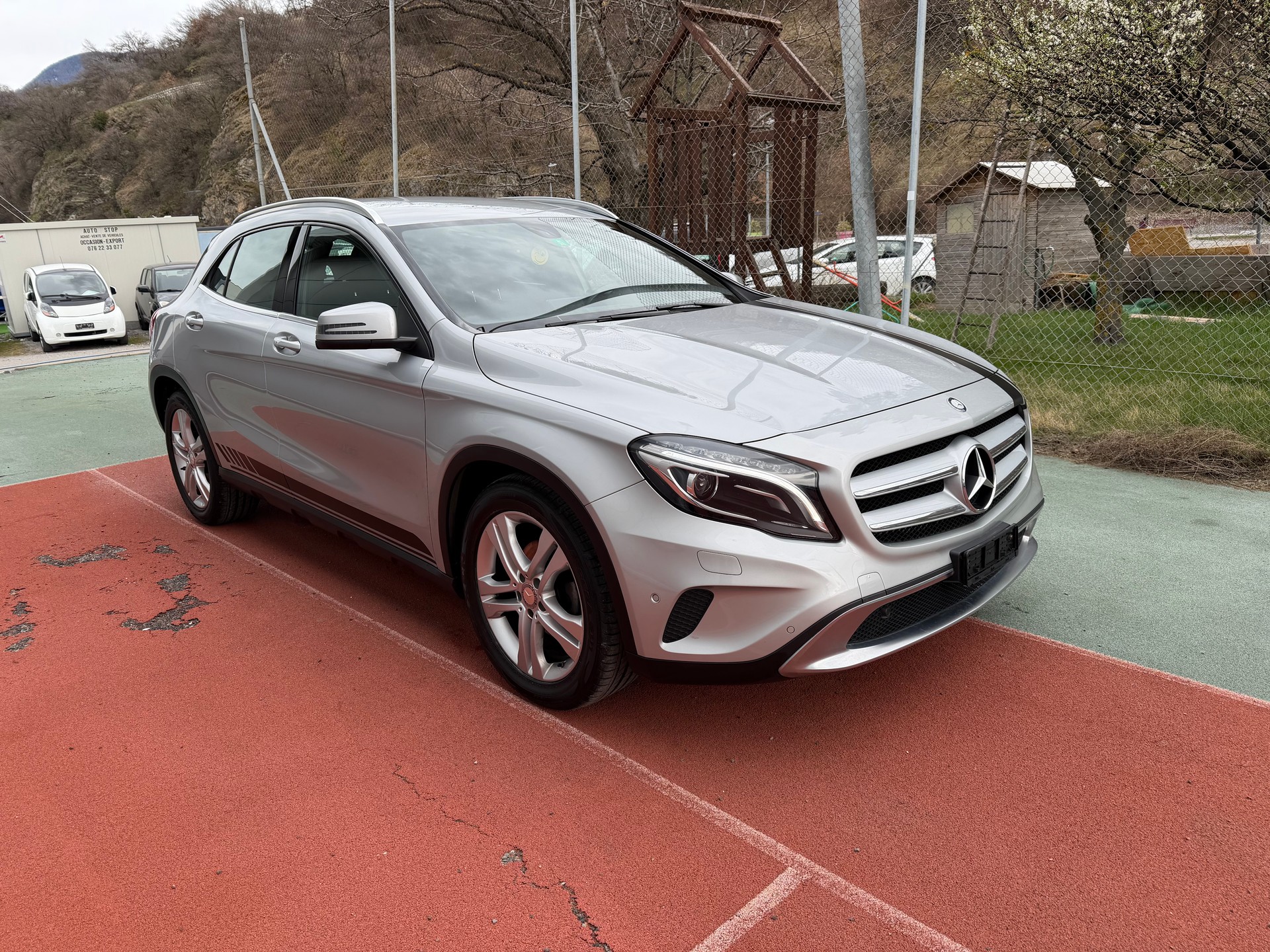 MERCEDES-BENZ GLA 200 CDI Swiss Star Edition 4Matic 7G-DCT-image-1