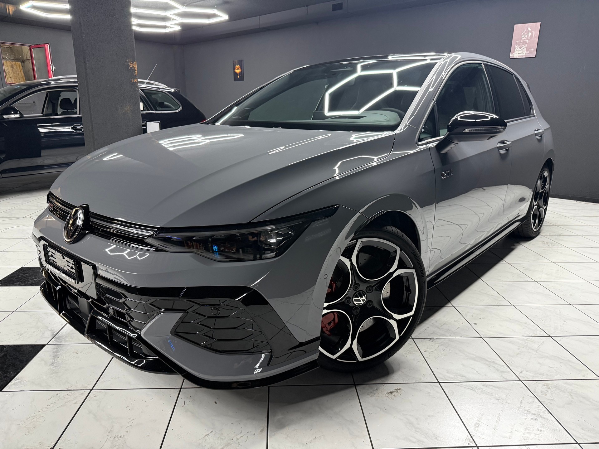 VW Golf 2.0TSI GTI Clubsport-image-1