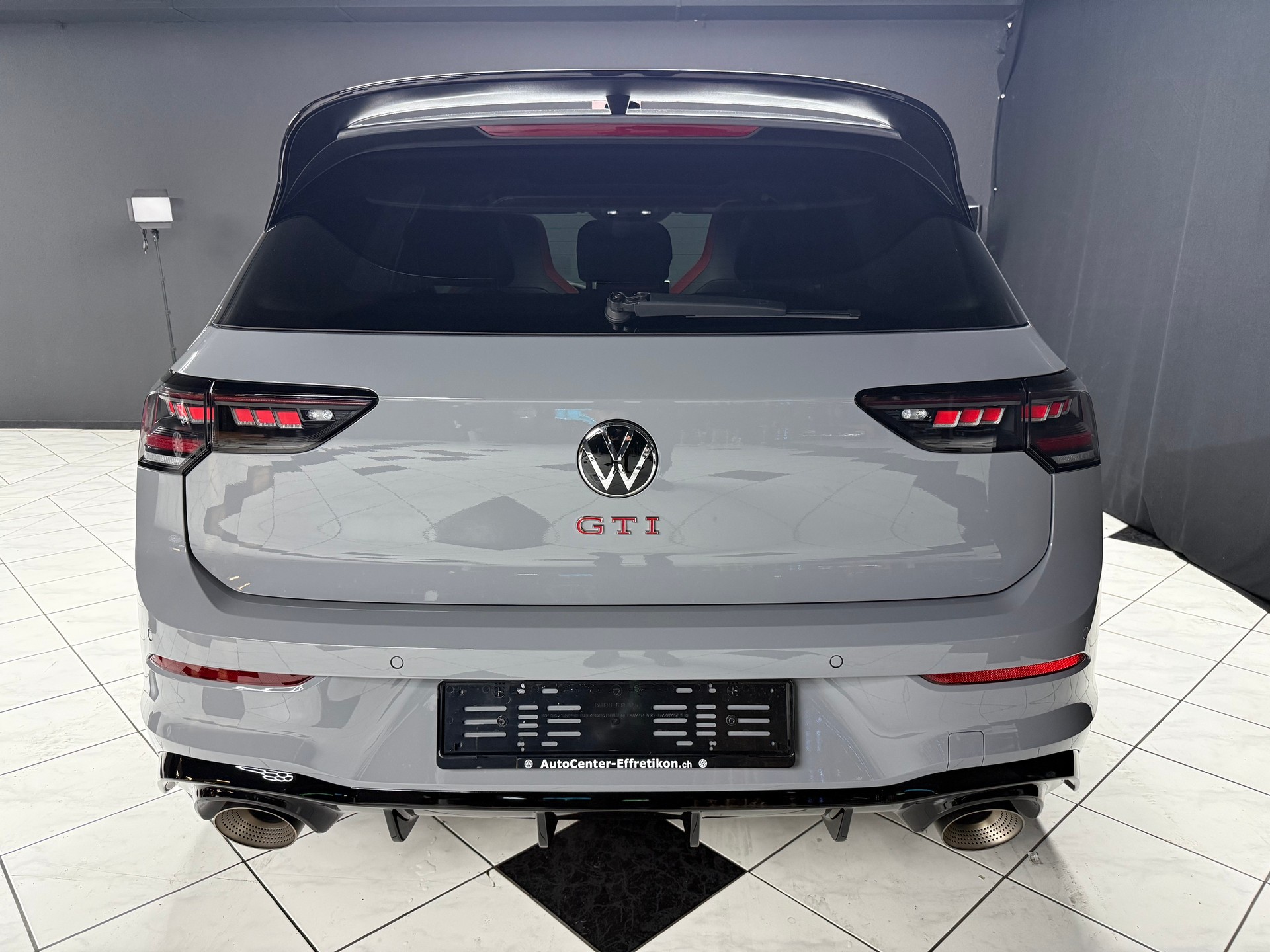 VW Golf 2.0TSI GTI Clubsport-image-4