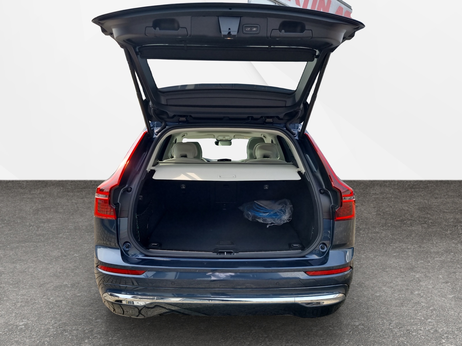 VOLVO XC60 2.0 T6 TE Ultra Bright eAWD-image-5