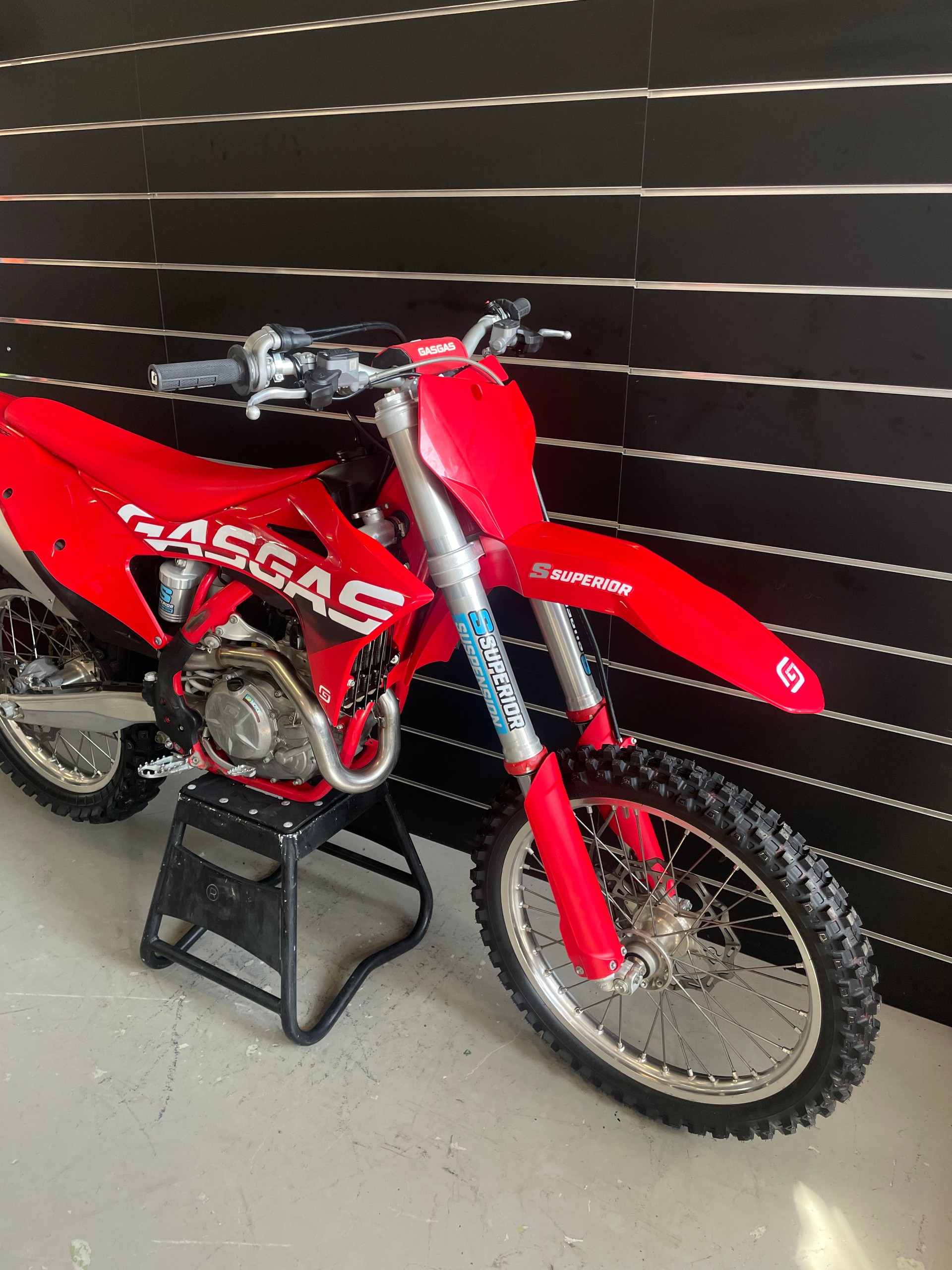 GASGAS MC 450F 2023-showroom-element-2