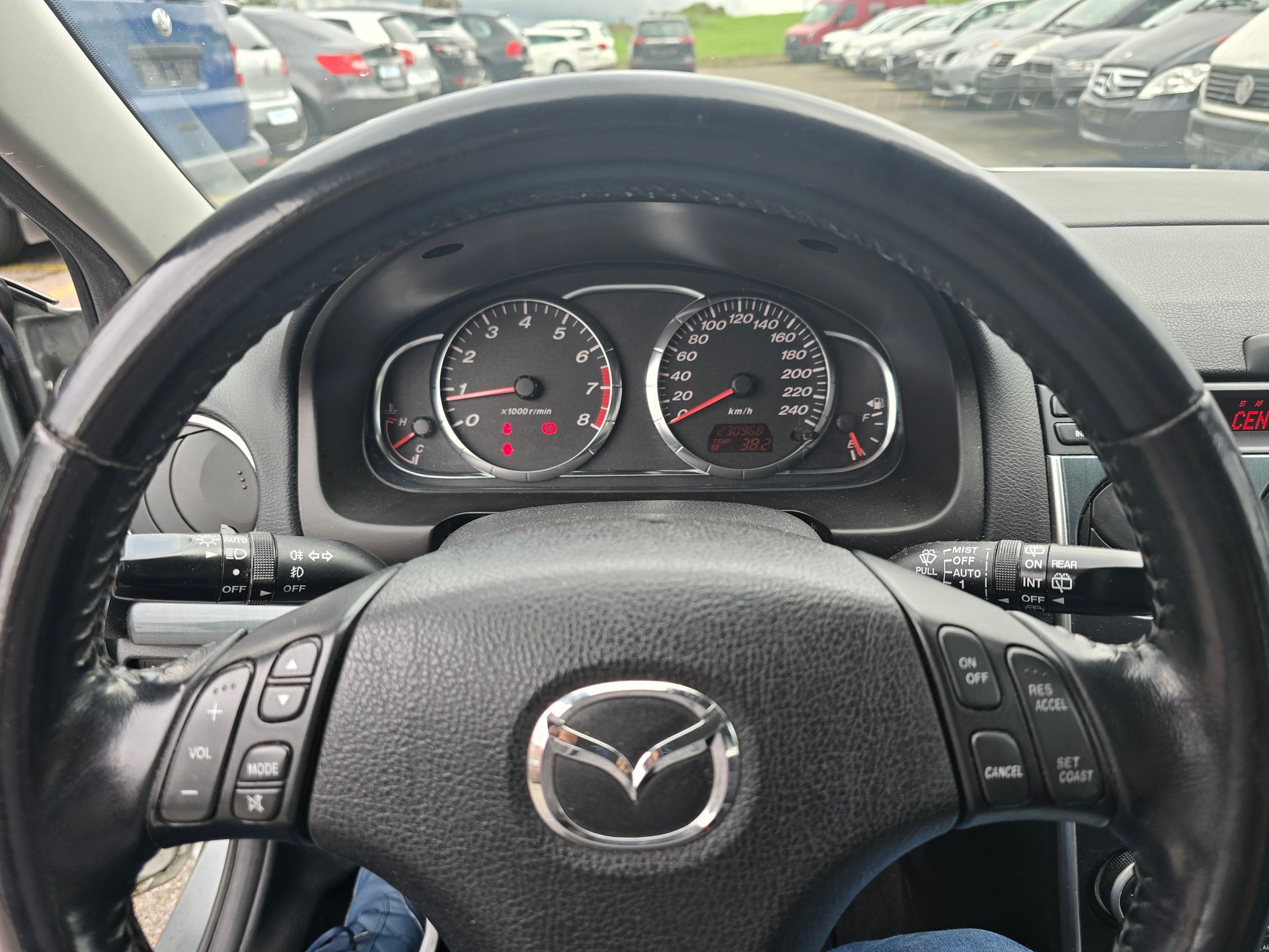 MAZDA 6 2.0 16V Exclusive-image-9