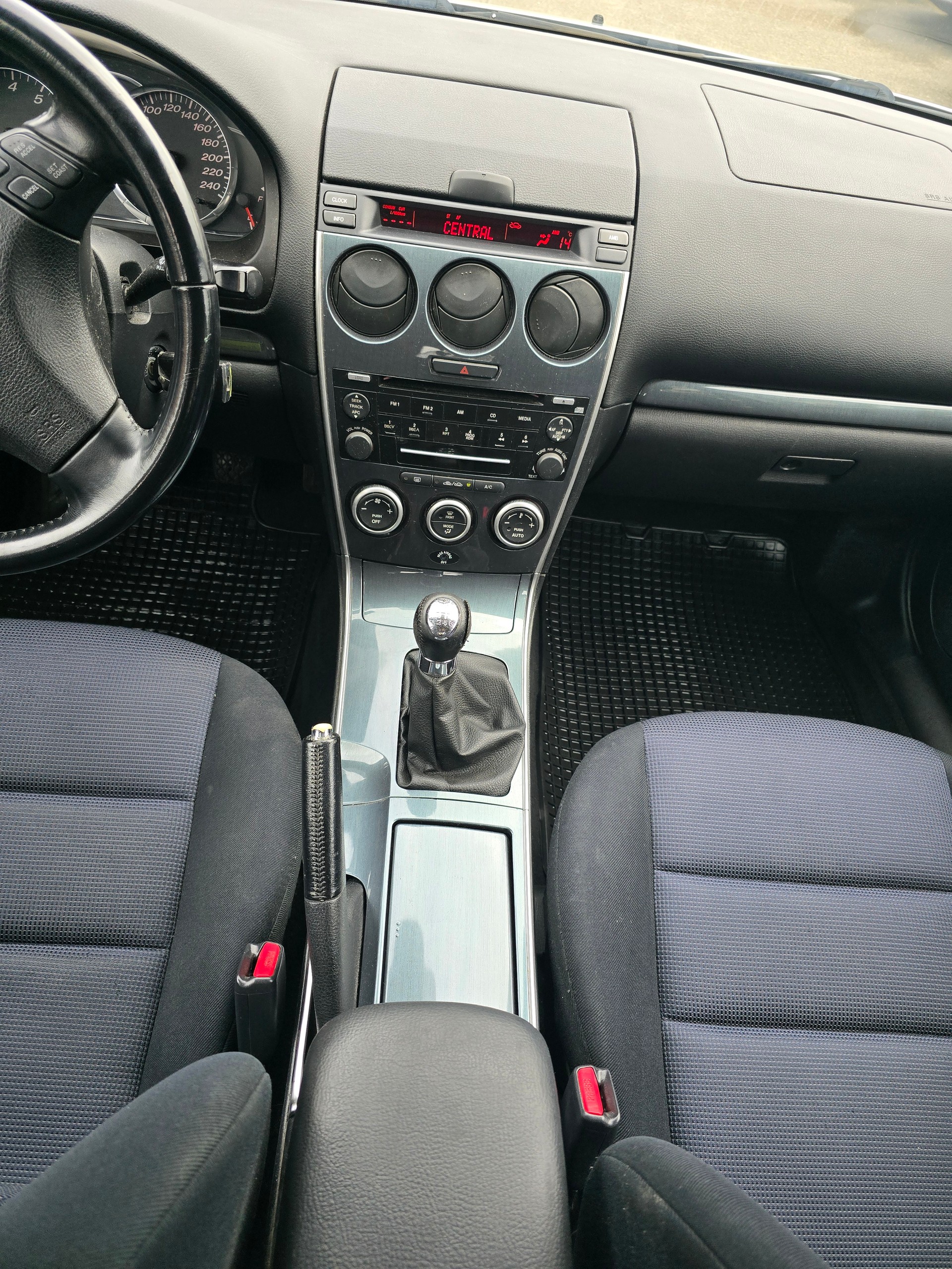 MAZDA 6 2.0 16V Exclusive-image-8