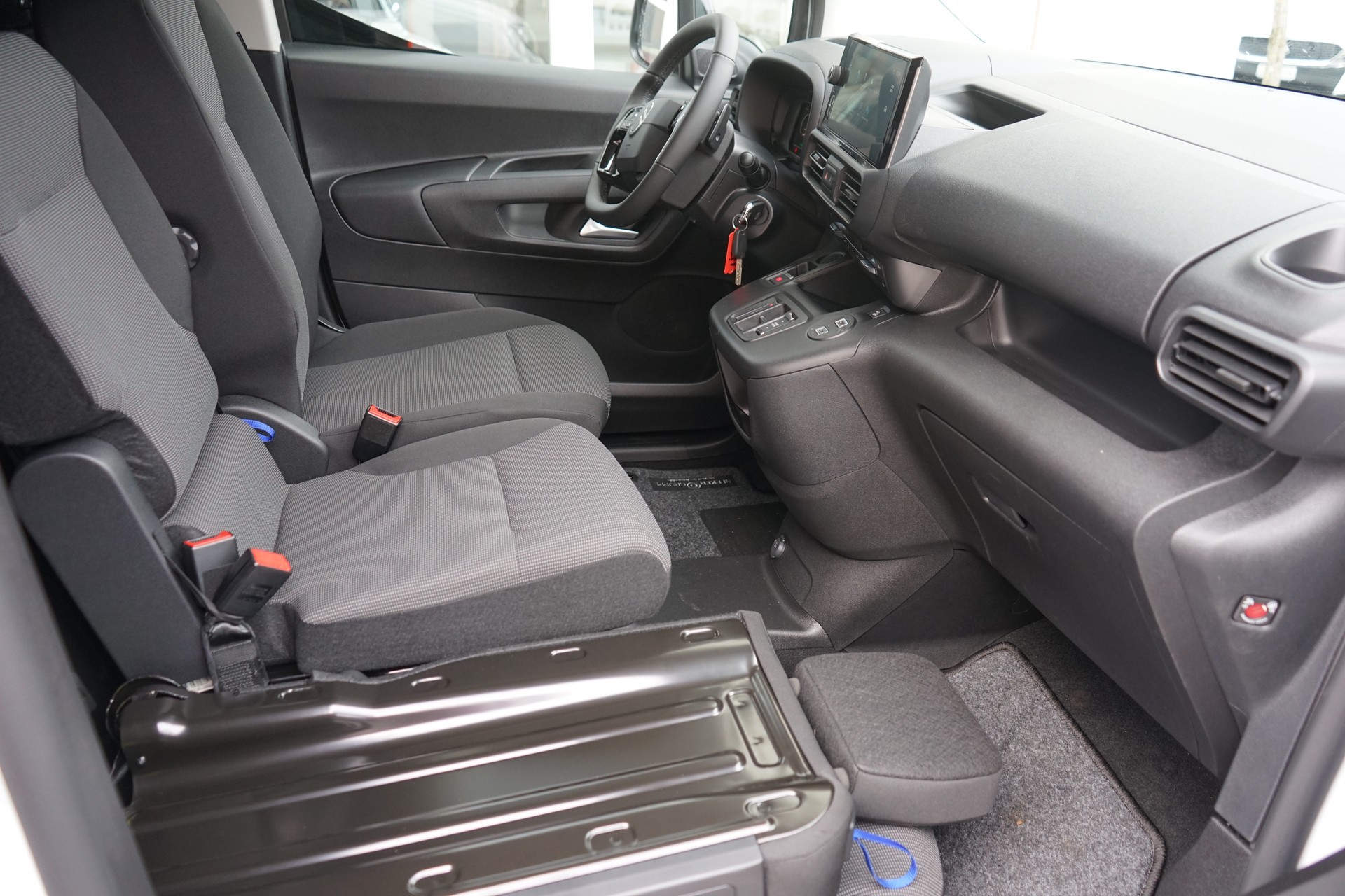 CITROEN e-Berlingo Van M First-image-11
